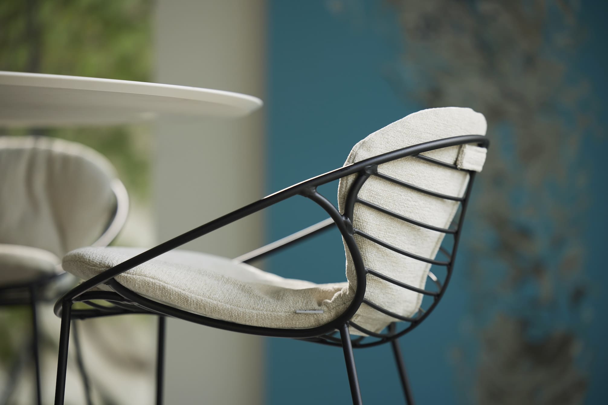 WIRE BARSTOOLS