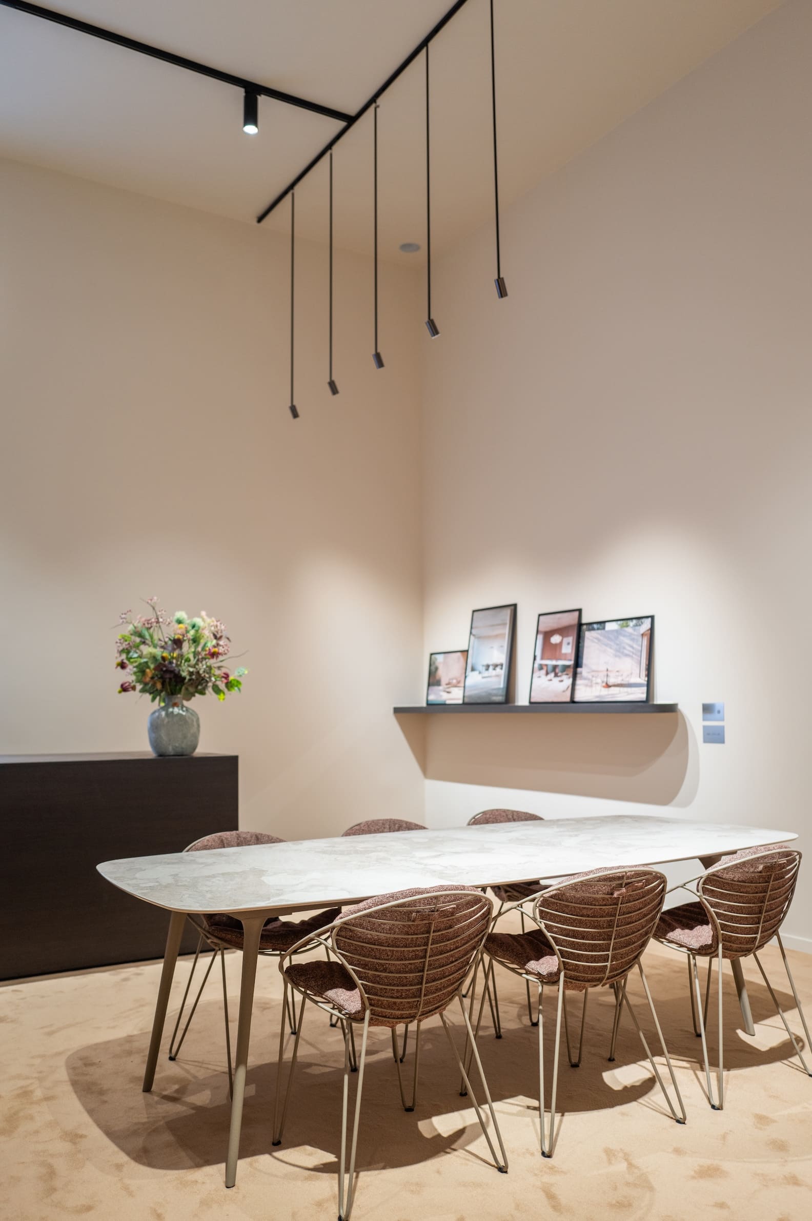 WIRE DINING CHAIR