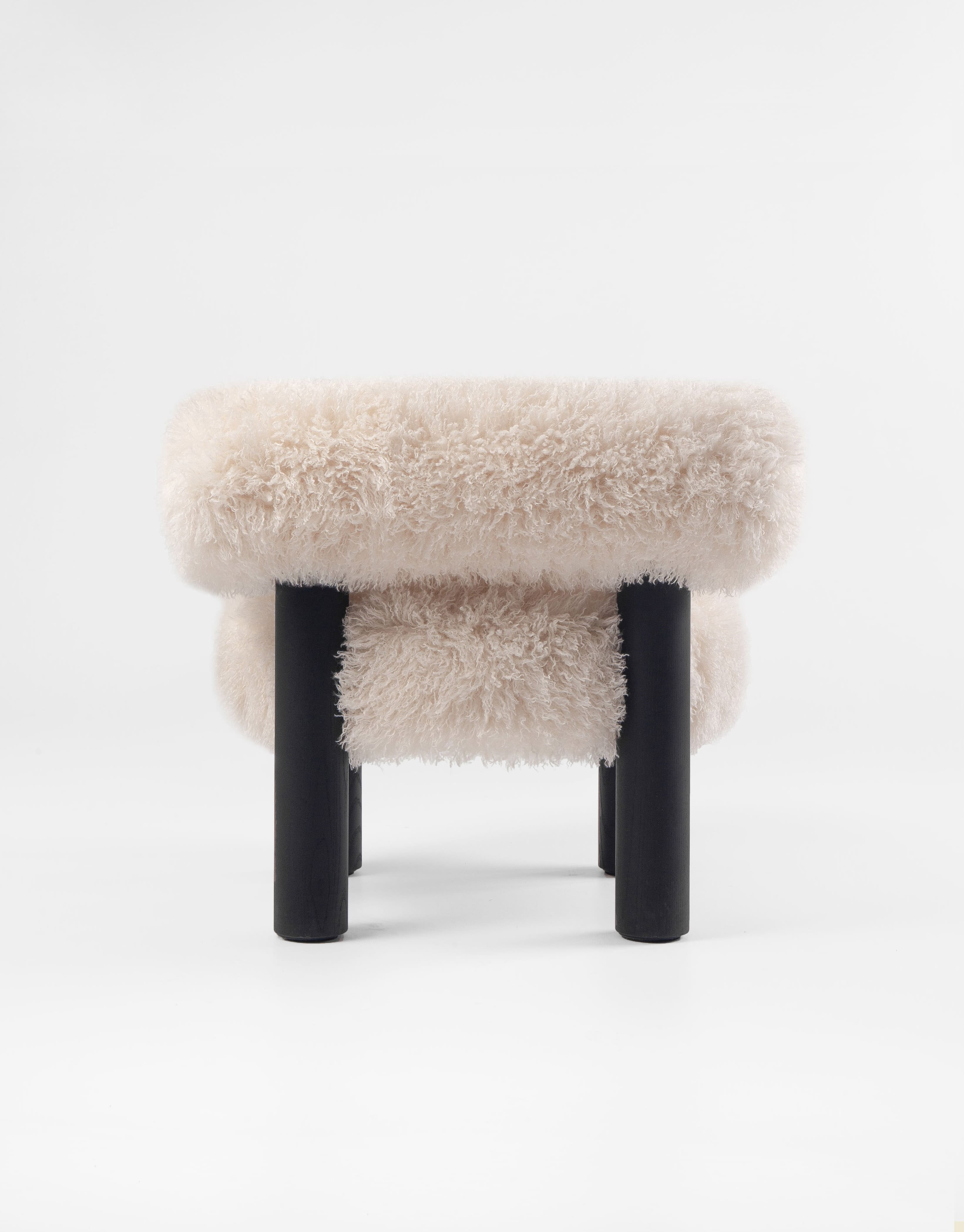 Accent Chair LOW CHAIR GROPIUS CS2 FLUFFY EDITION NOOM