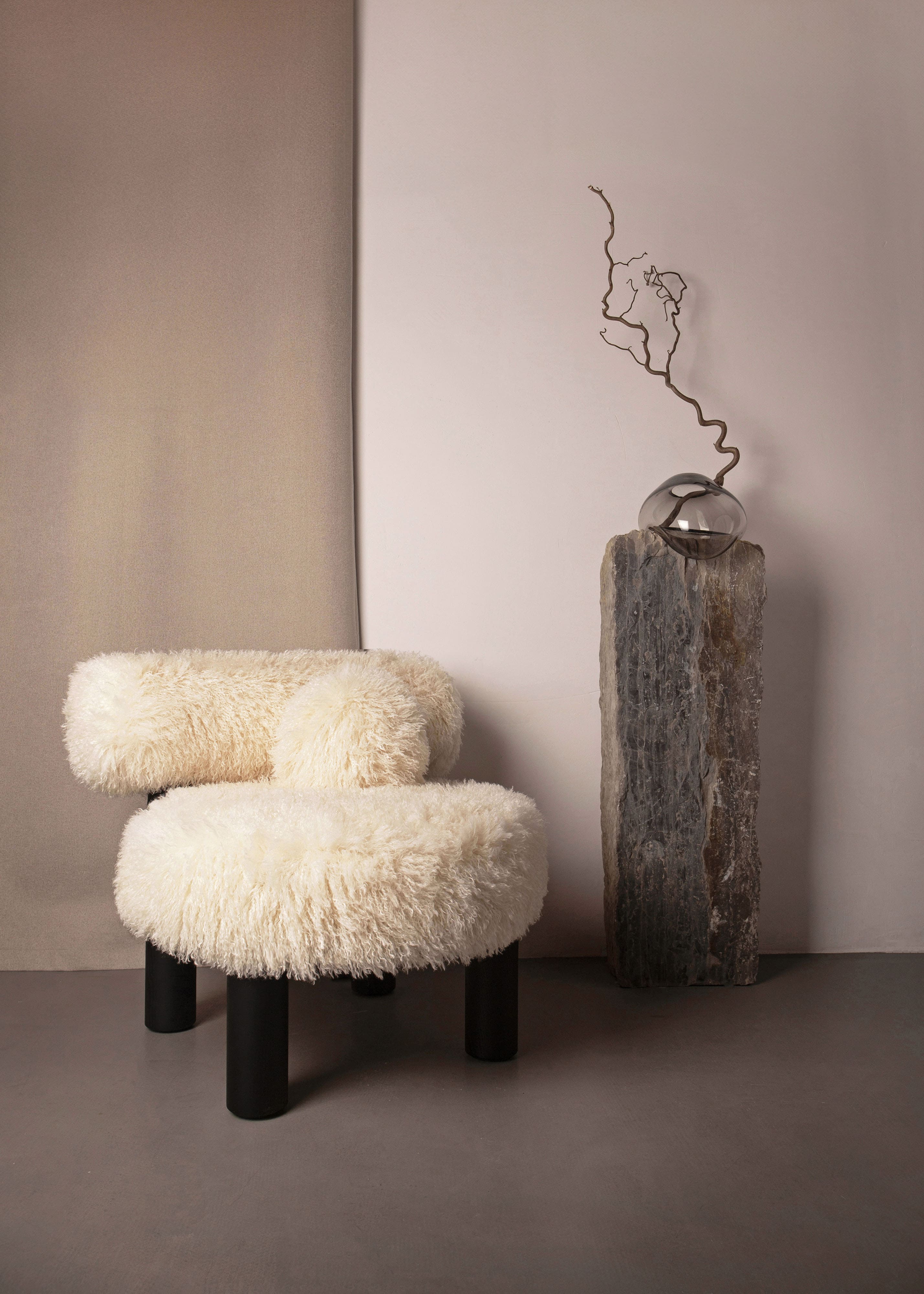 Accent Chair LOW CHAIR GROPIUS CS2 FLUFFY EDITION NOOM