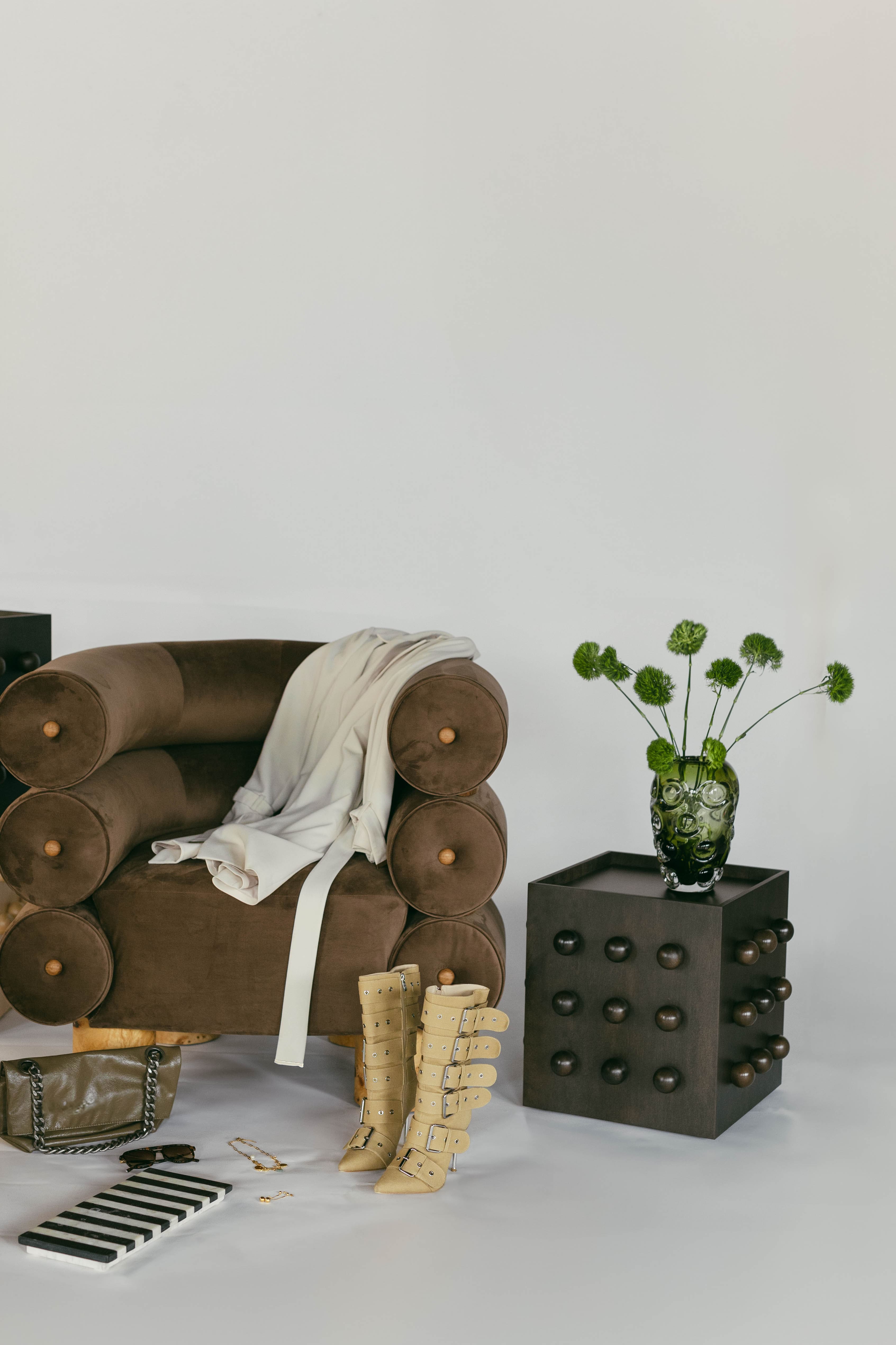Armchair FAVOR CHAIR Savvy Design & Co.