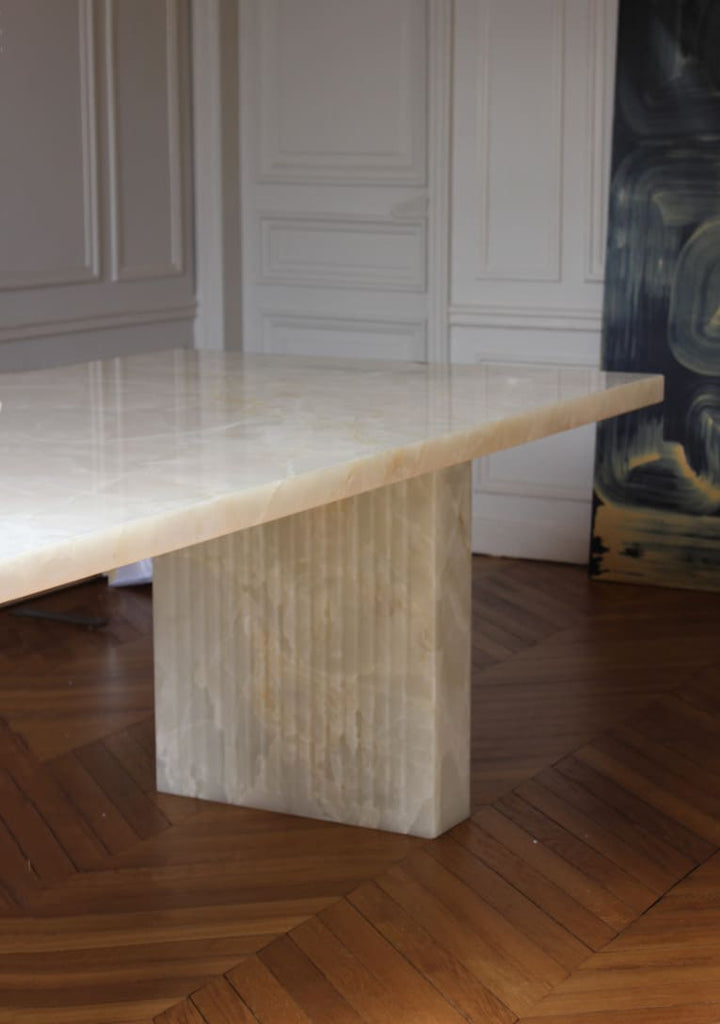 Dining Table AURA MARBLE DINING TABLE MARBERA