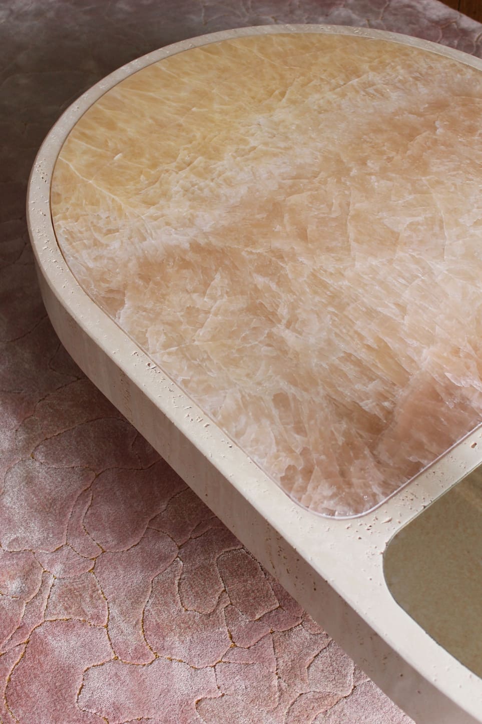 Coffee Table COHESION TRAVERTINE & SUNSET ONYX MARBERA