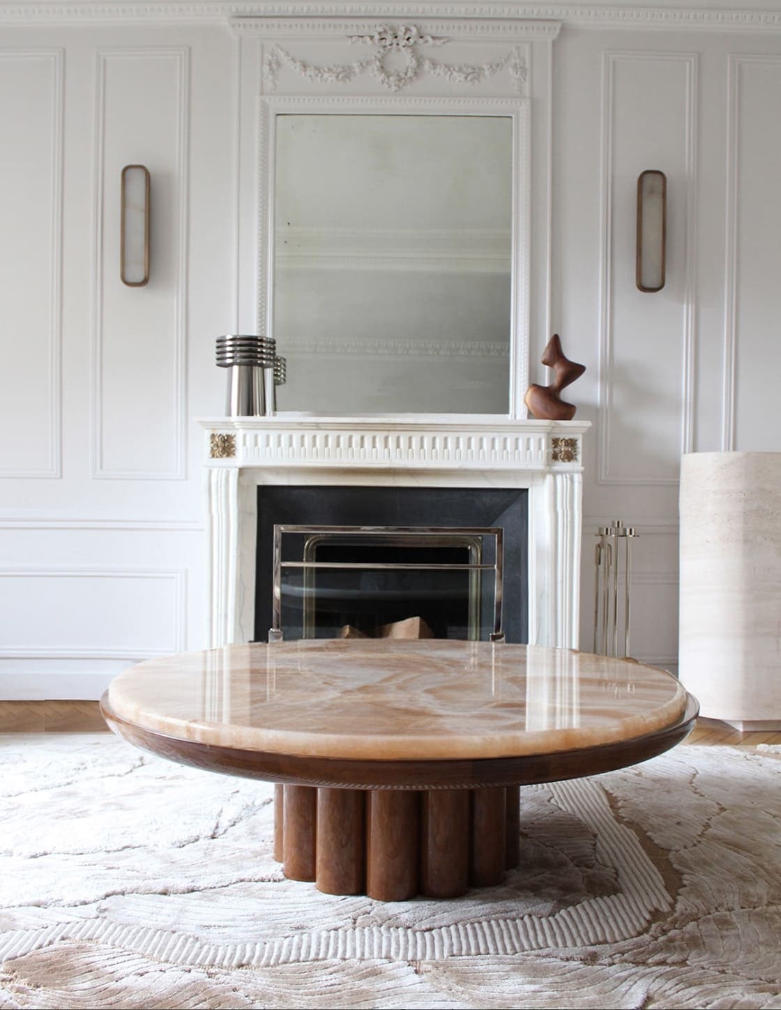 EDONI Round Coffee Table | Honey Onyx & Glossy Wood | Luxury Design ...