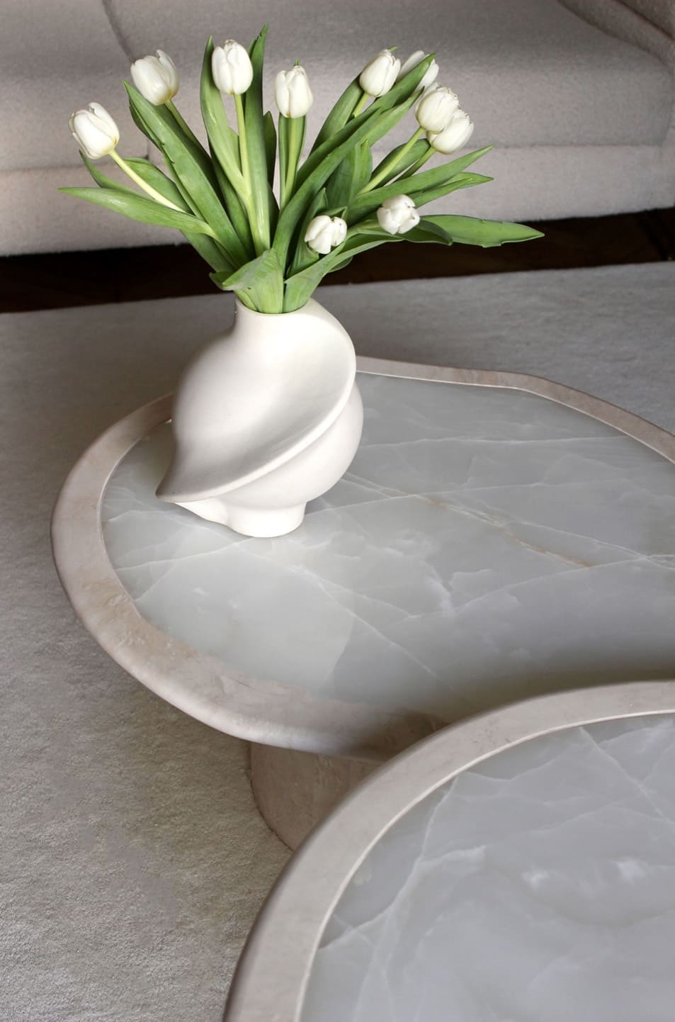 Coffee Table JOAN SOLO TRAVERTINE & WHITE ONYX MARBERA