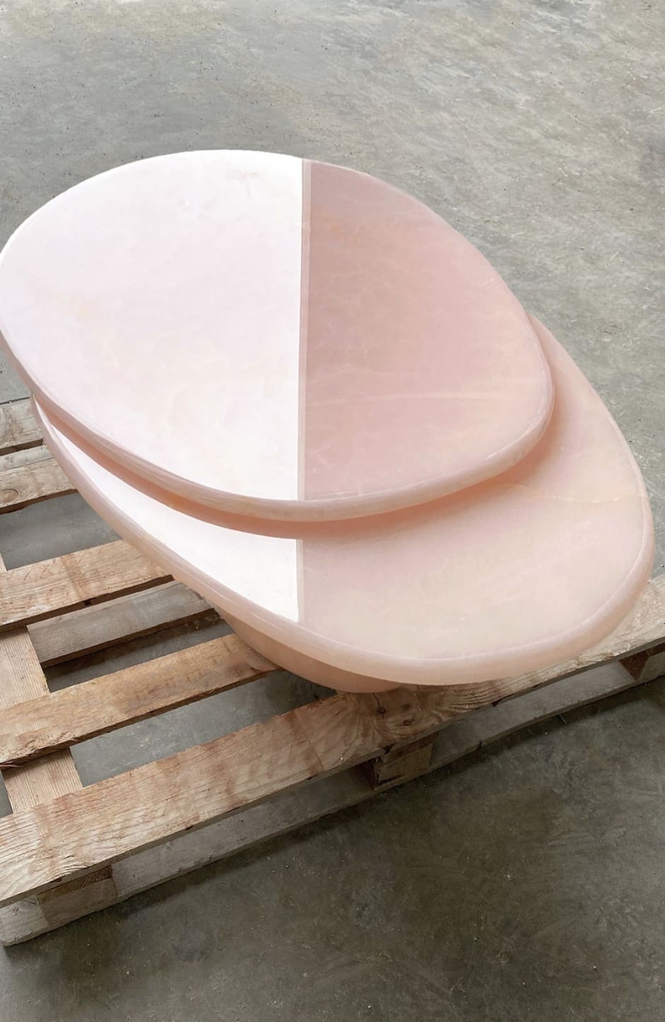 Coffee Table PINK ONYX NUGA MARBERA