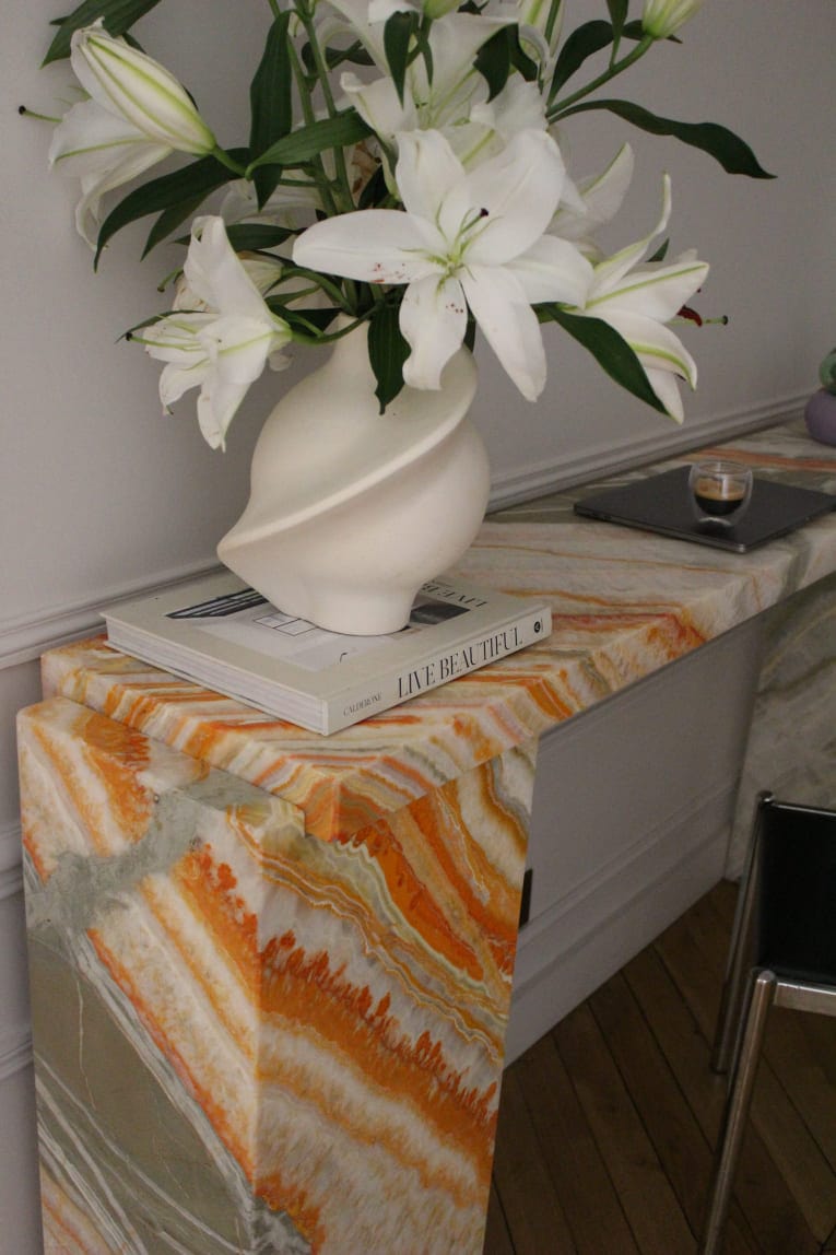 Console JILL CONSOLE RAINBOW ONYX MARBERA