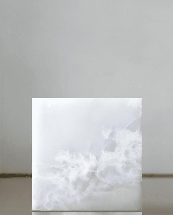 CUBE WHITE ONYX CUBE MARBERA