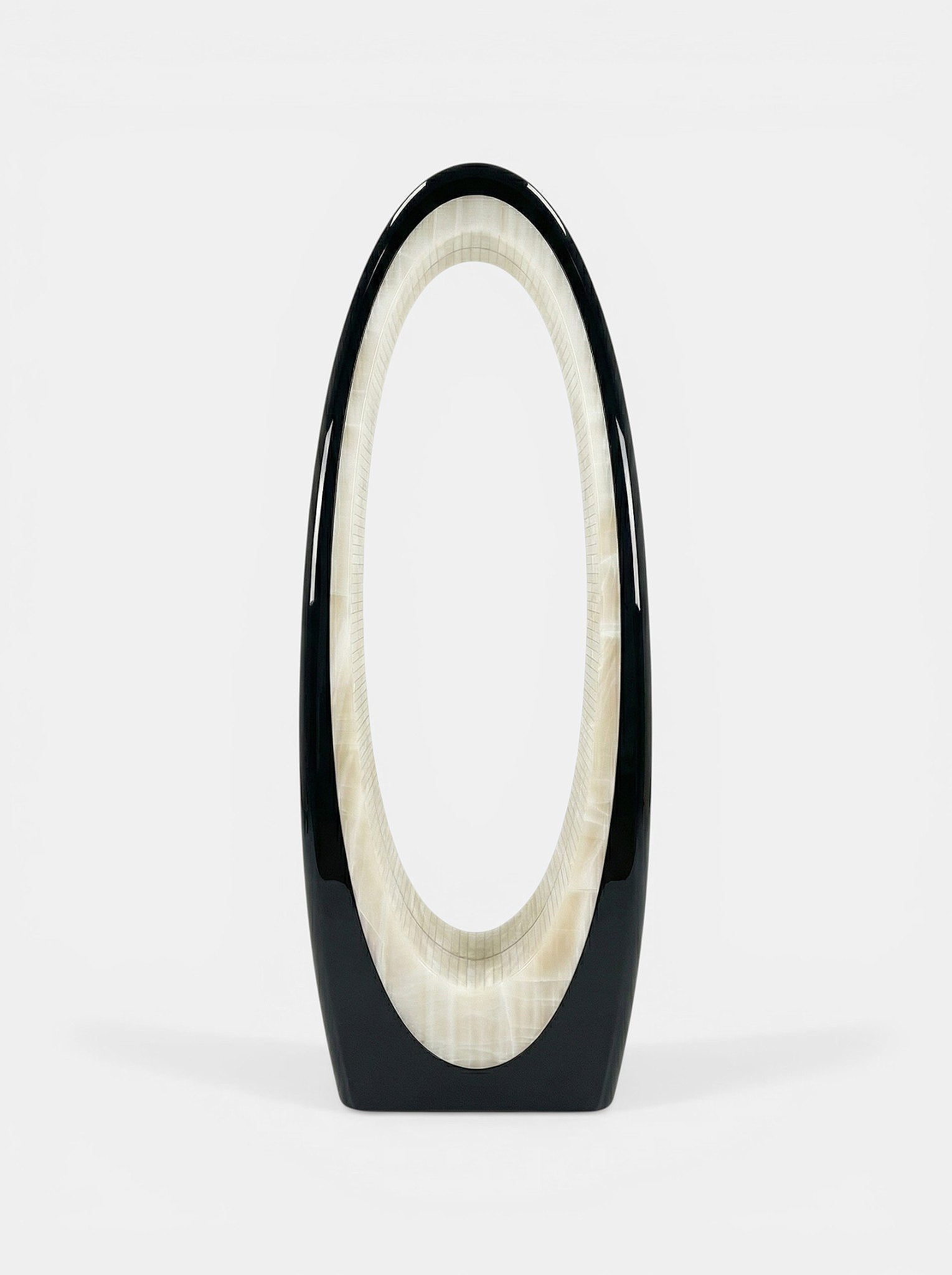 https://cdn.shopify.com/s/files/1/0971/2346/7599/files/harch_black_and_ivory.jpg?v=1775035013