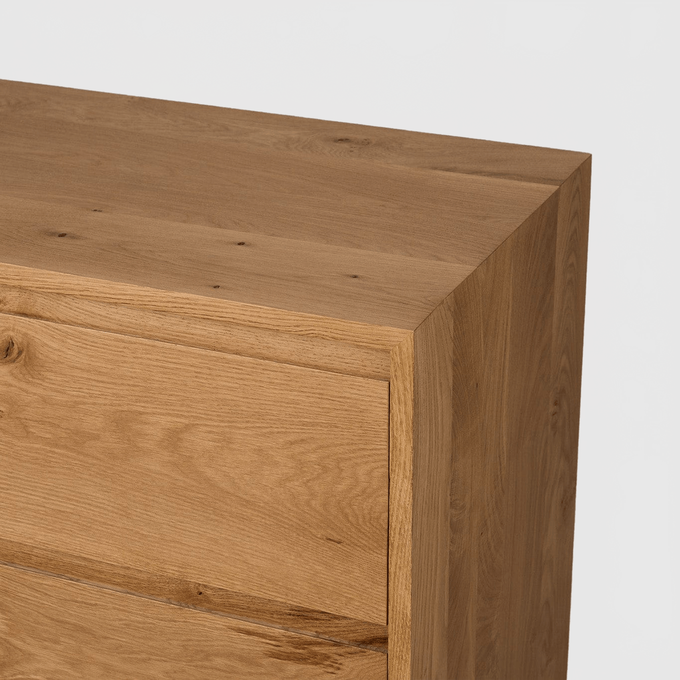 HOUSE OF LÉON ANTWERP DRESSER Dresser