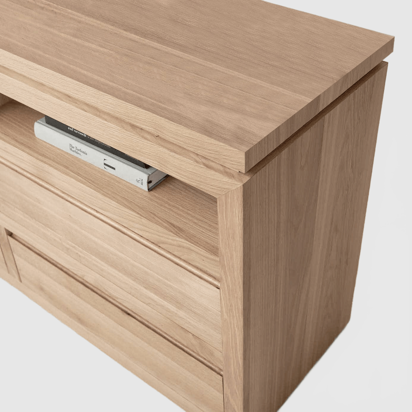 HOUSE OF LÉON SOFITA WOOD DRESSER | WHITE OAK Dresser