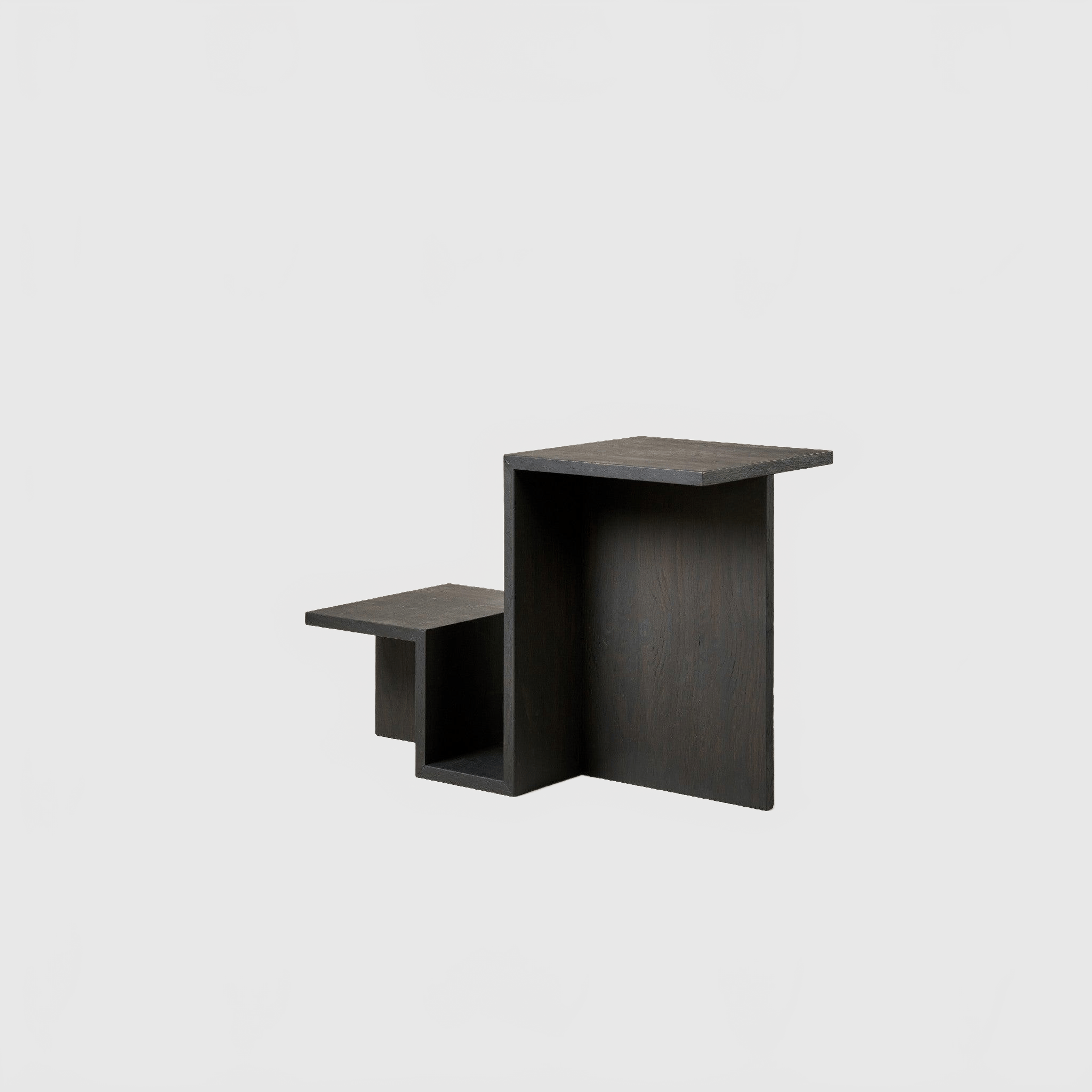 HOUSE OF LÉON VALLEY SIDE TABLE | BLACK Side Table