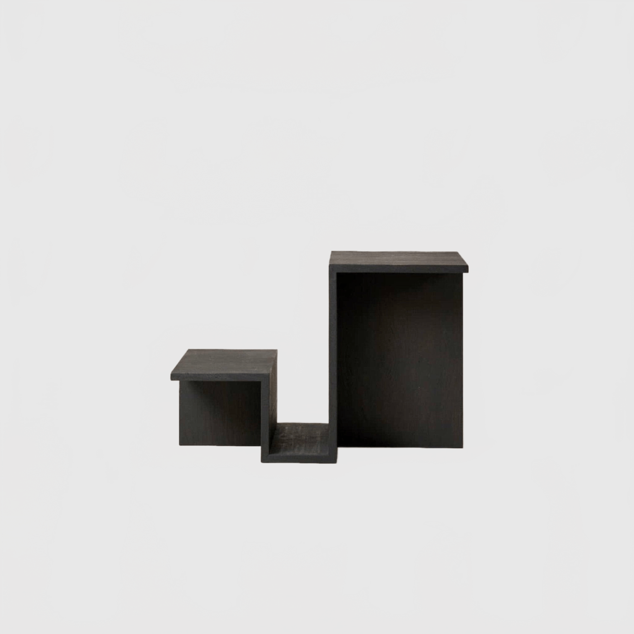 HOUSE OF LÉON VALLEY SIDE TABLE | BLACK Side Table