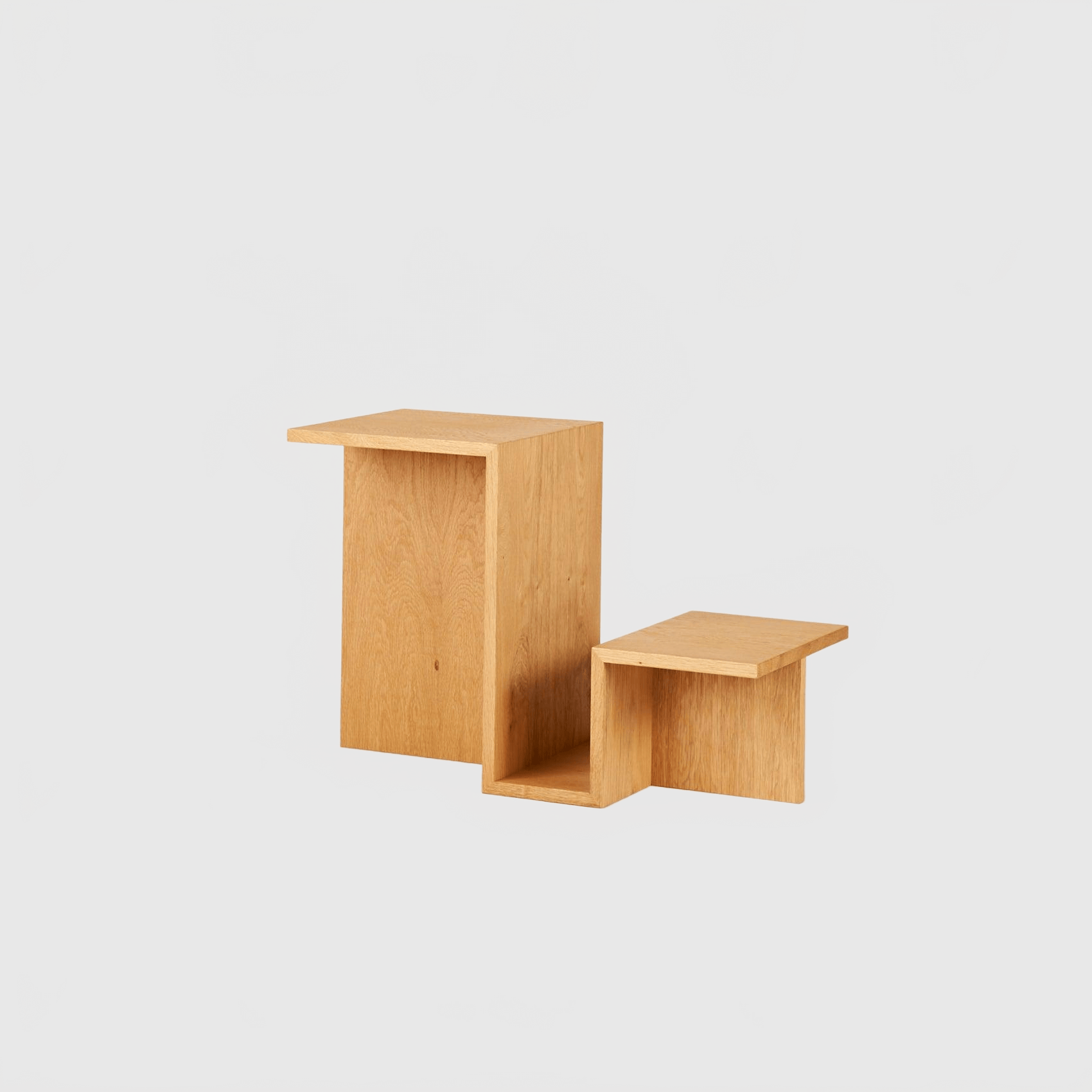 HOUSE OF LÉON VALLEY SIDE TABLE | WHITE OAK Side Table