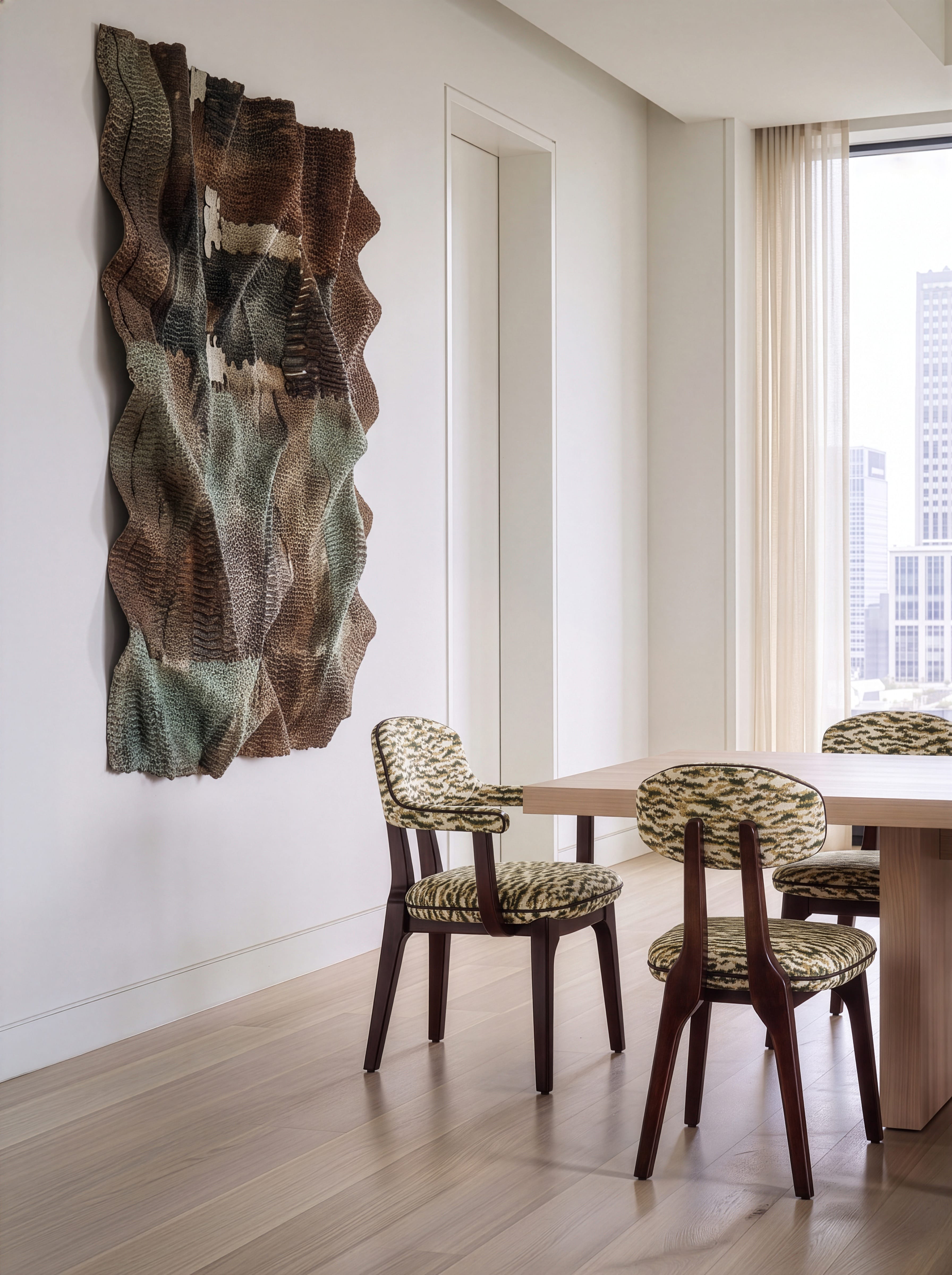 INSIDHERLAND SILHOUETTE II  DINING CHAIR Dining Chair