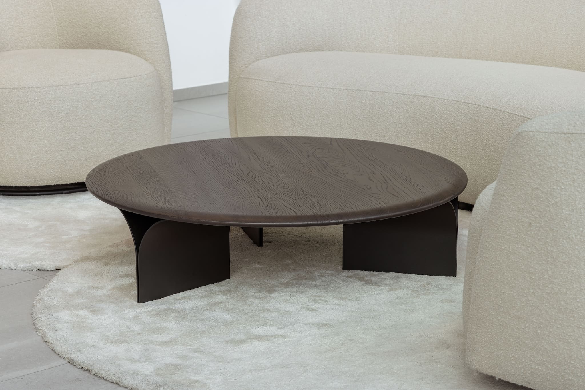 JOLI ARCS ROUND COFFEE TABLE Coffee Table