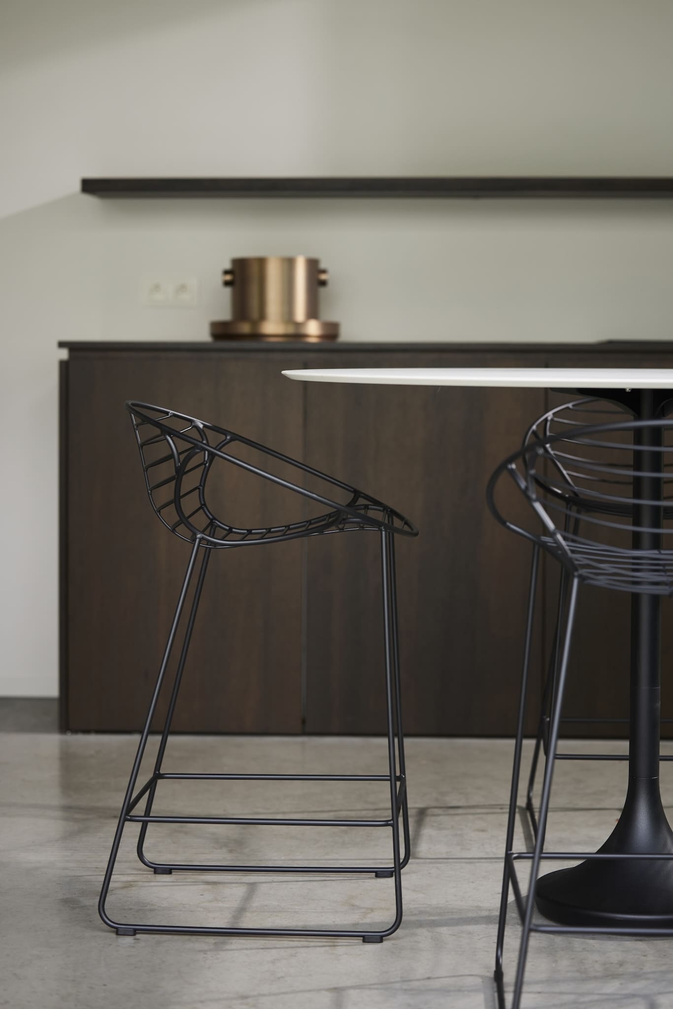 JOLI WIRE BARSTOOLS Outdoor Bar Stool