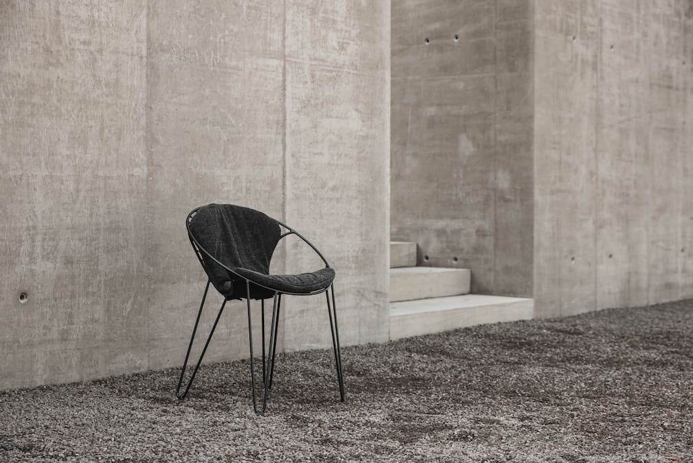 JOLI WIRE DINING CHAIR Outdoor Dining Chair