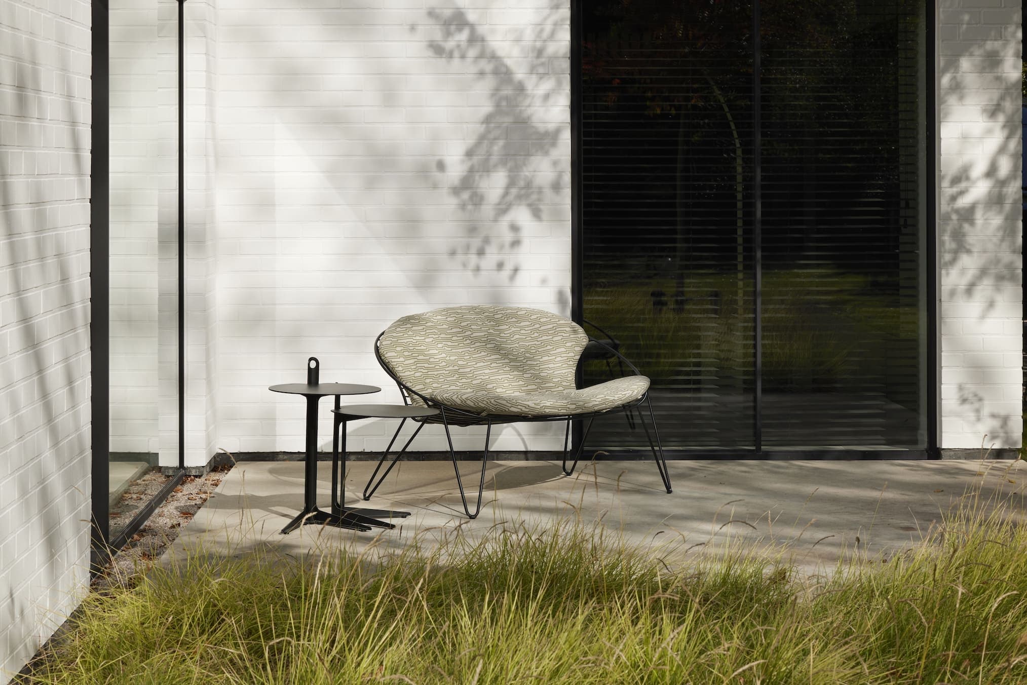JOLI WIRE LOUNGER | 2-SEAT & 3-SEAT Outdoor Lounger