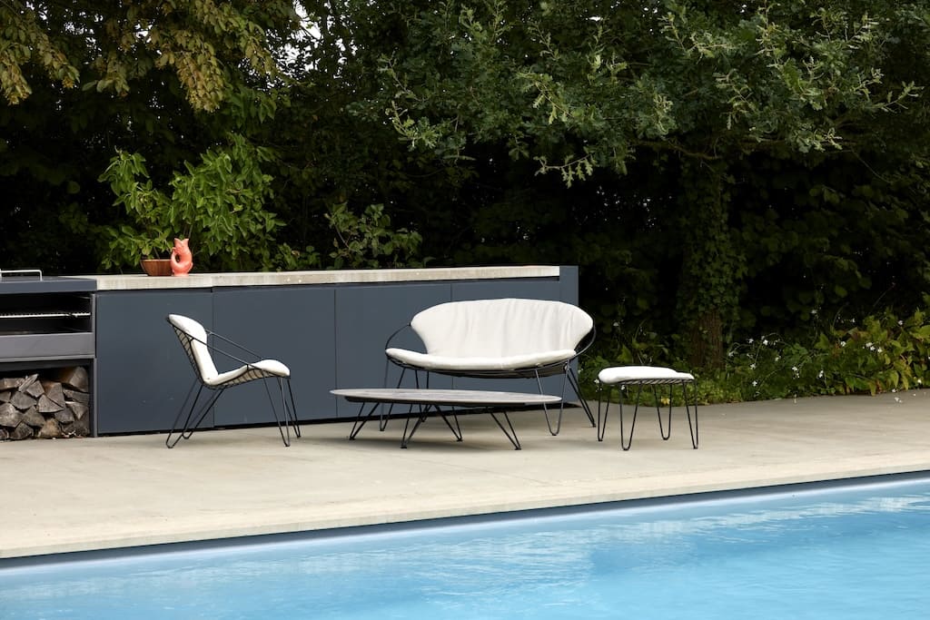JOLI WIRE LOW CHAIR Outdoor Dining Chair