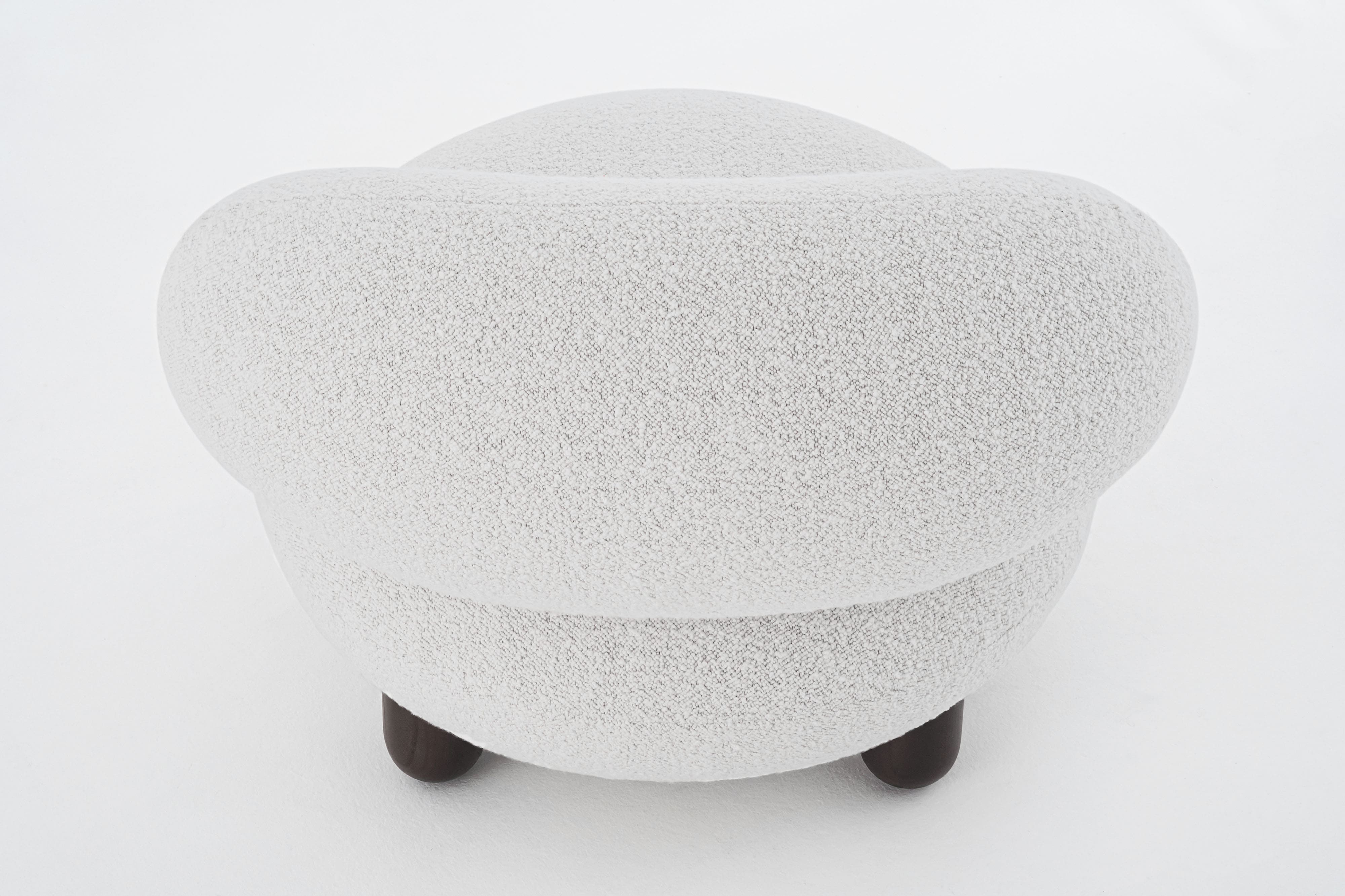 Lounge Chair FLOCK LOUNGE CHAIR NOOM