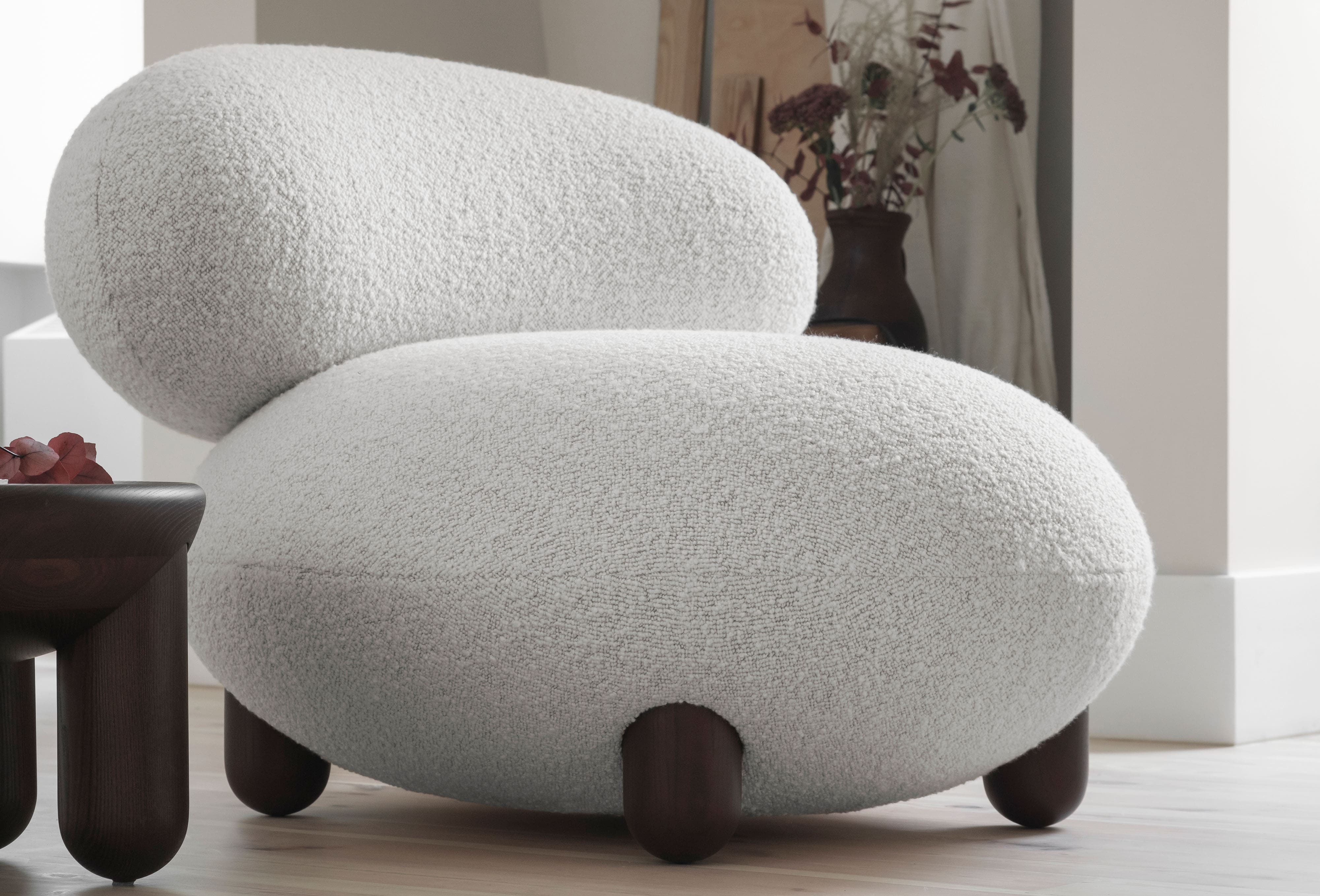 Lounge Chair FLOCK LOUNGE CHAIR NOOM