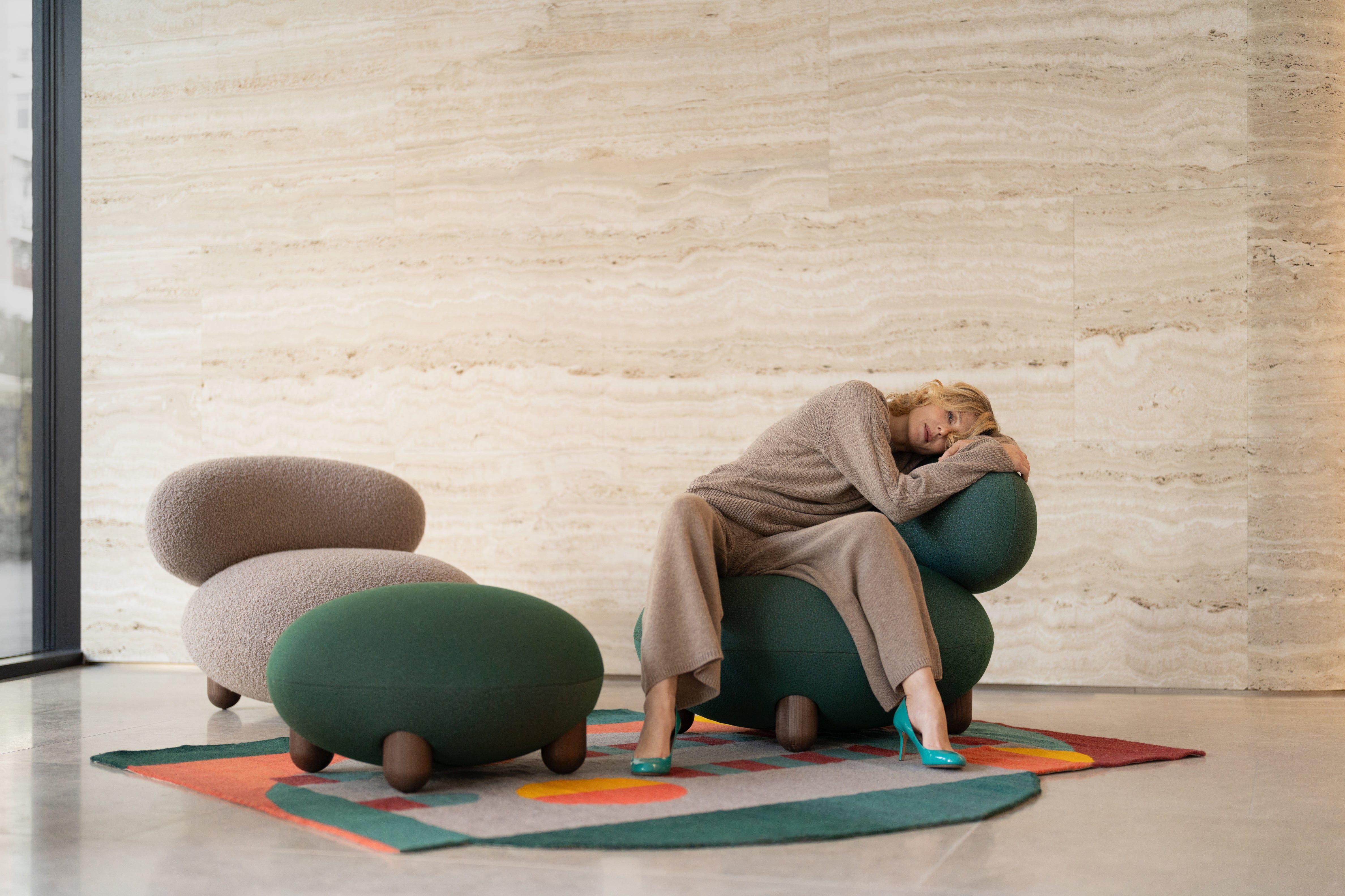 Lounge Chair FLOCK LOUNGE CHAIR NOOM