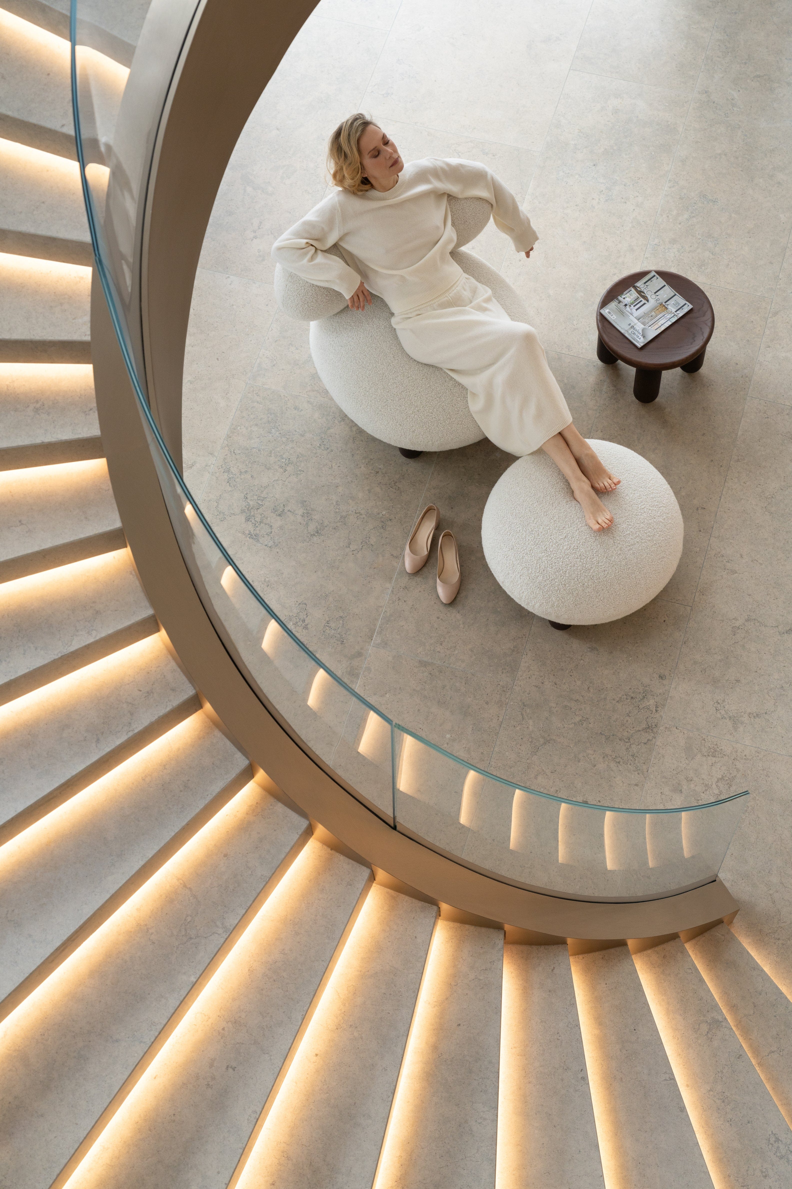 Lounge Chair FLOCK LOUNGE CHAIR NOOM