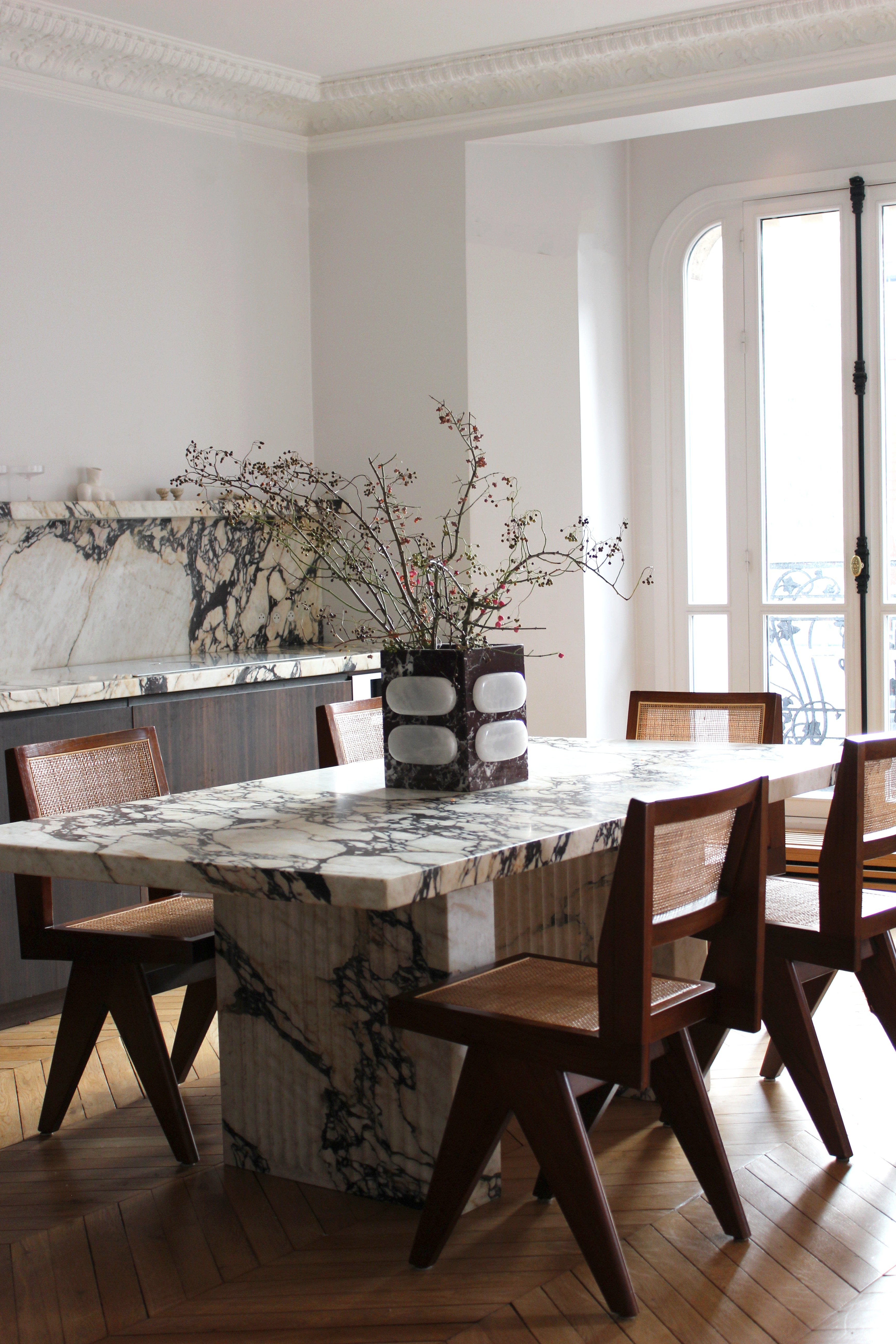 MARBERA AURA CALACATTA VIOLA DINING TABLE Dining Table