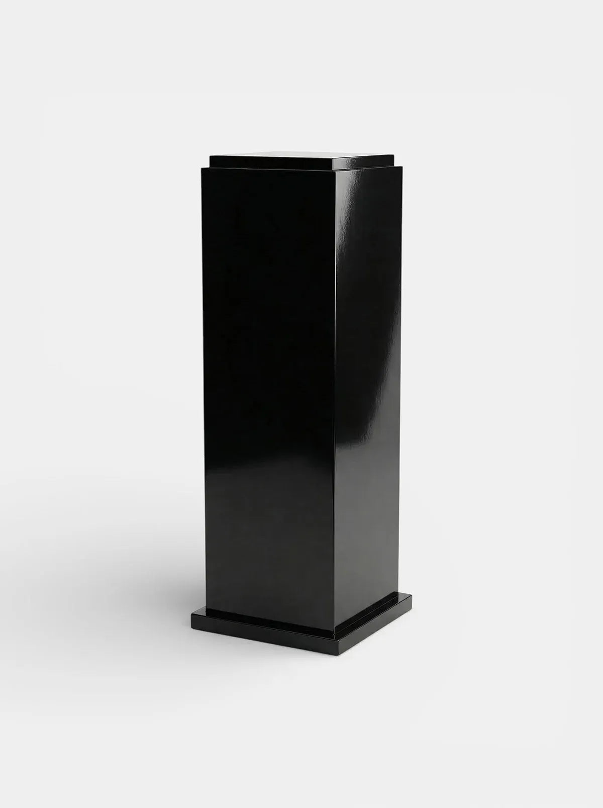 MARBERA BLACK LACQUERED PLINTH PLINTH
