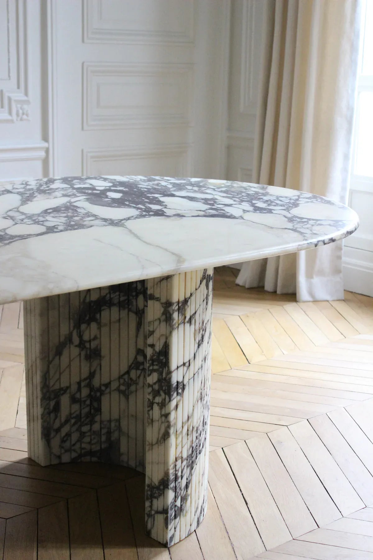 MARBERA LUNA CALACATTA VIOLA DINING TABLE Dining Table