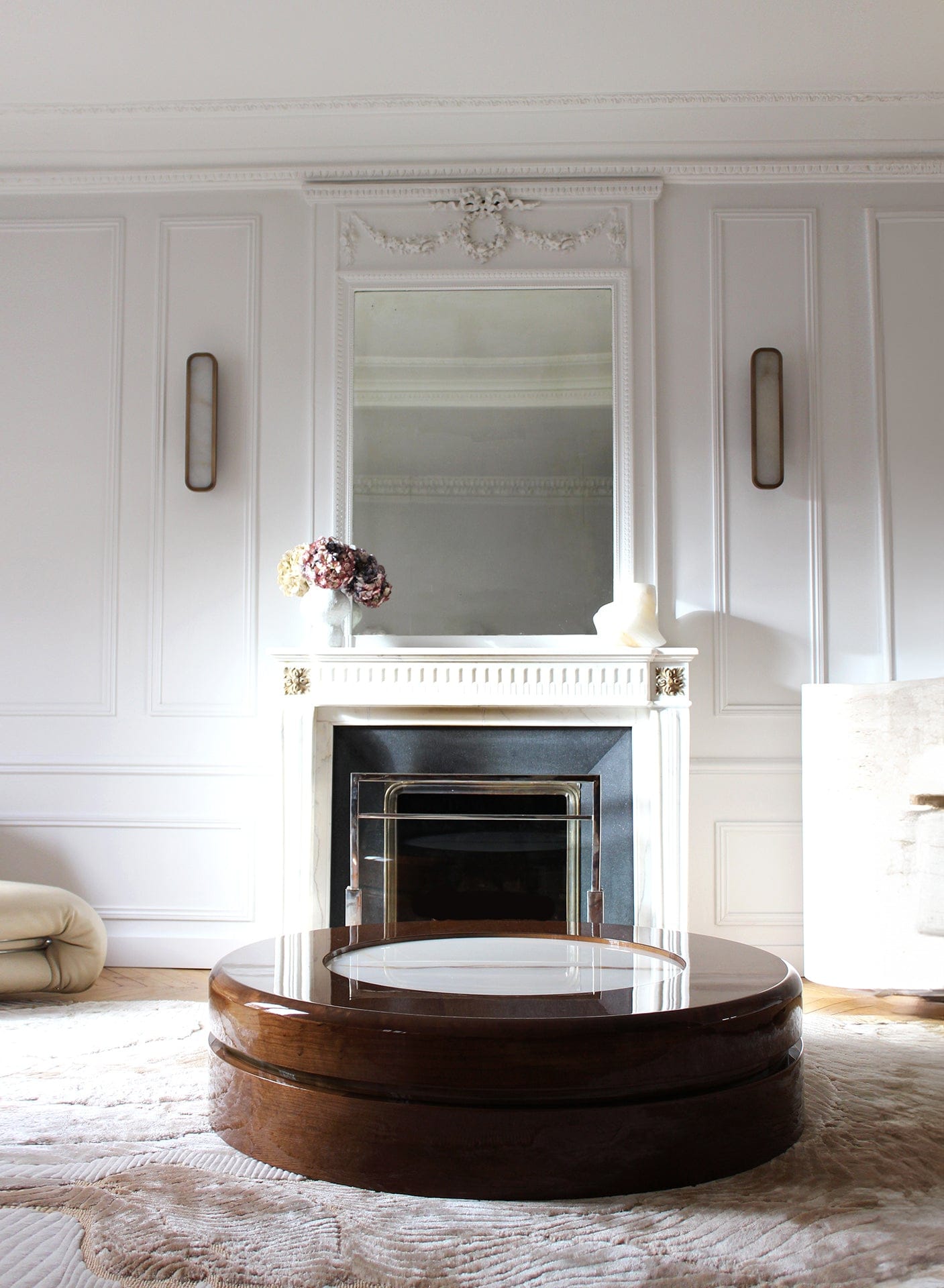 MARBERA YOYO | WOODEN & SHELL ONYX Coffee Table