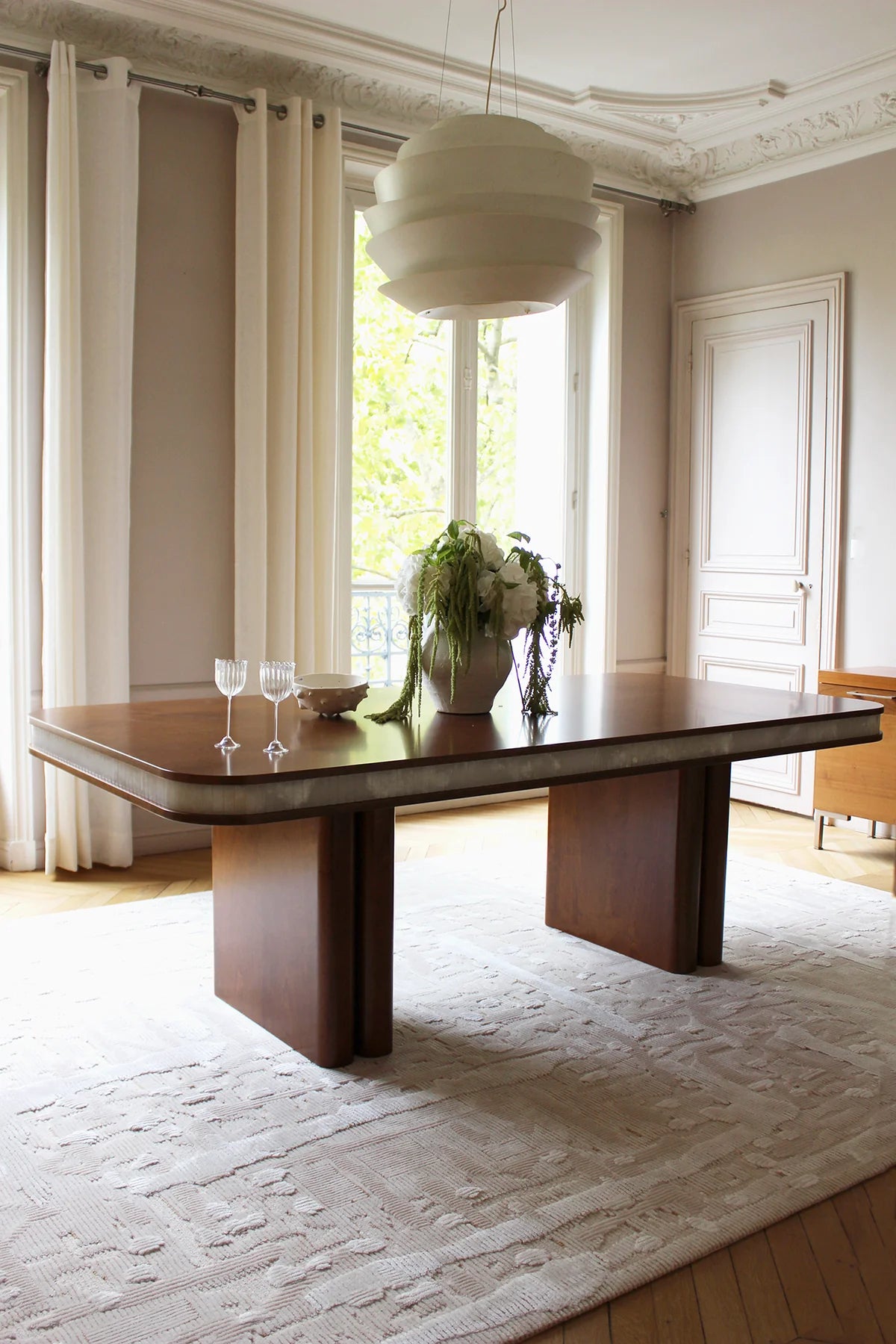 DOPPIO WOOD & WHITE ONYX DINING TABLE