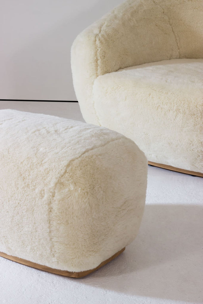 Armchair NIEMEYER II | FUR ARMCHAIR INSIDHERLAND