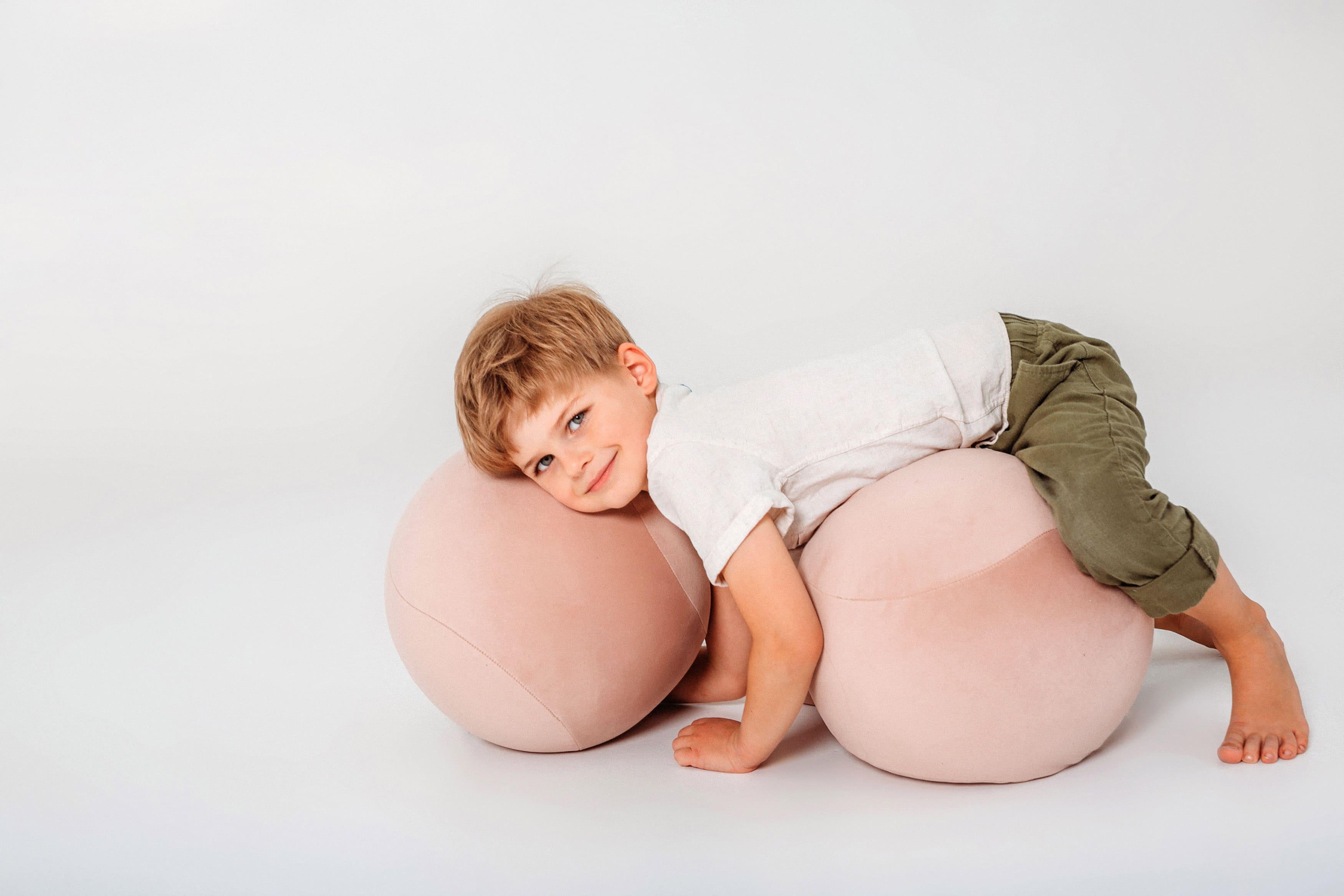 Ottoman BABY SPHERIC OTTOMAN NOOM