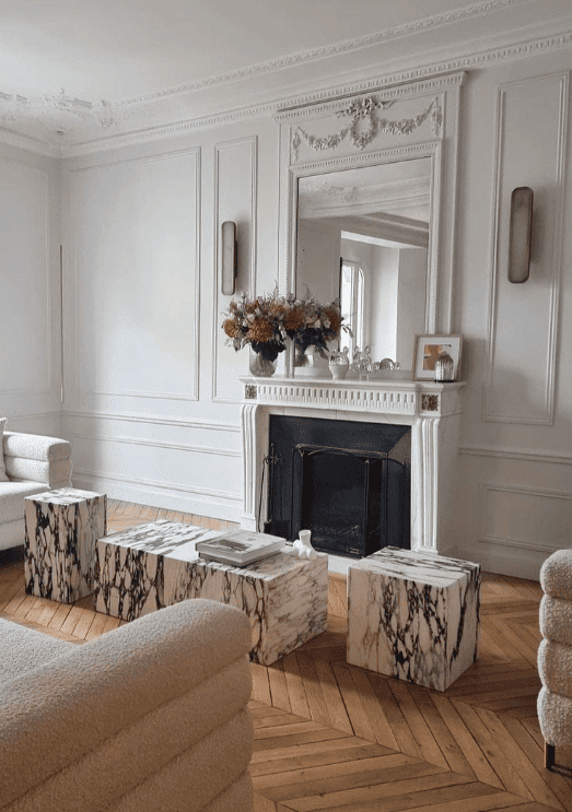 PLINTH CALACATTA VIOLA MARBLE PLINTH MARBERA