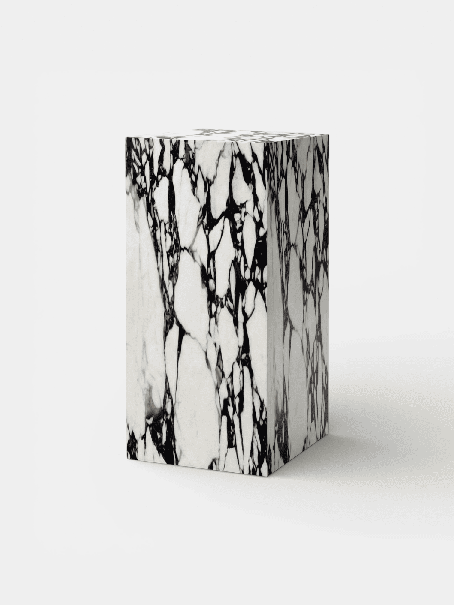 PLINTH CALACATTA VIOLA MARBLE PLINTH MARBERA