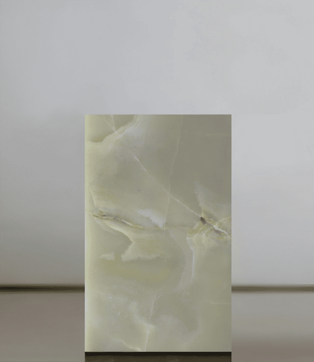 PLINTH GREEN ONYX PLINTH MARBERA