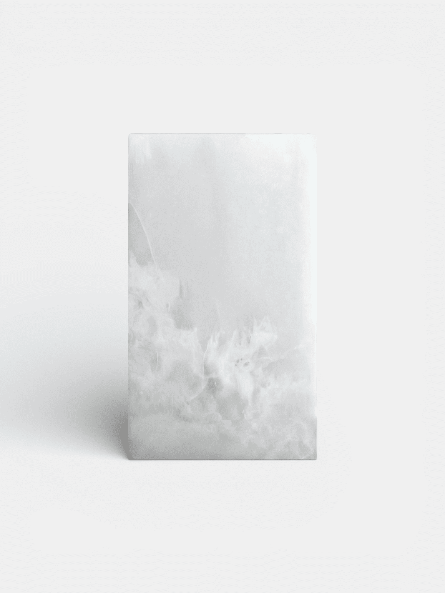 PLINTH WHITE ONYX PLINTH MARBERA