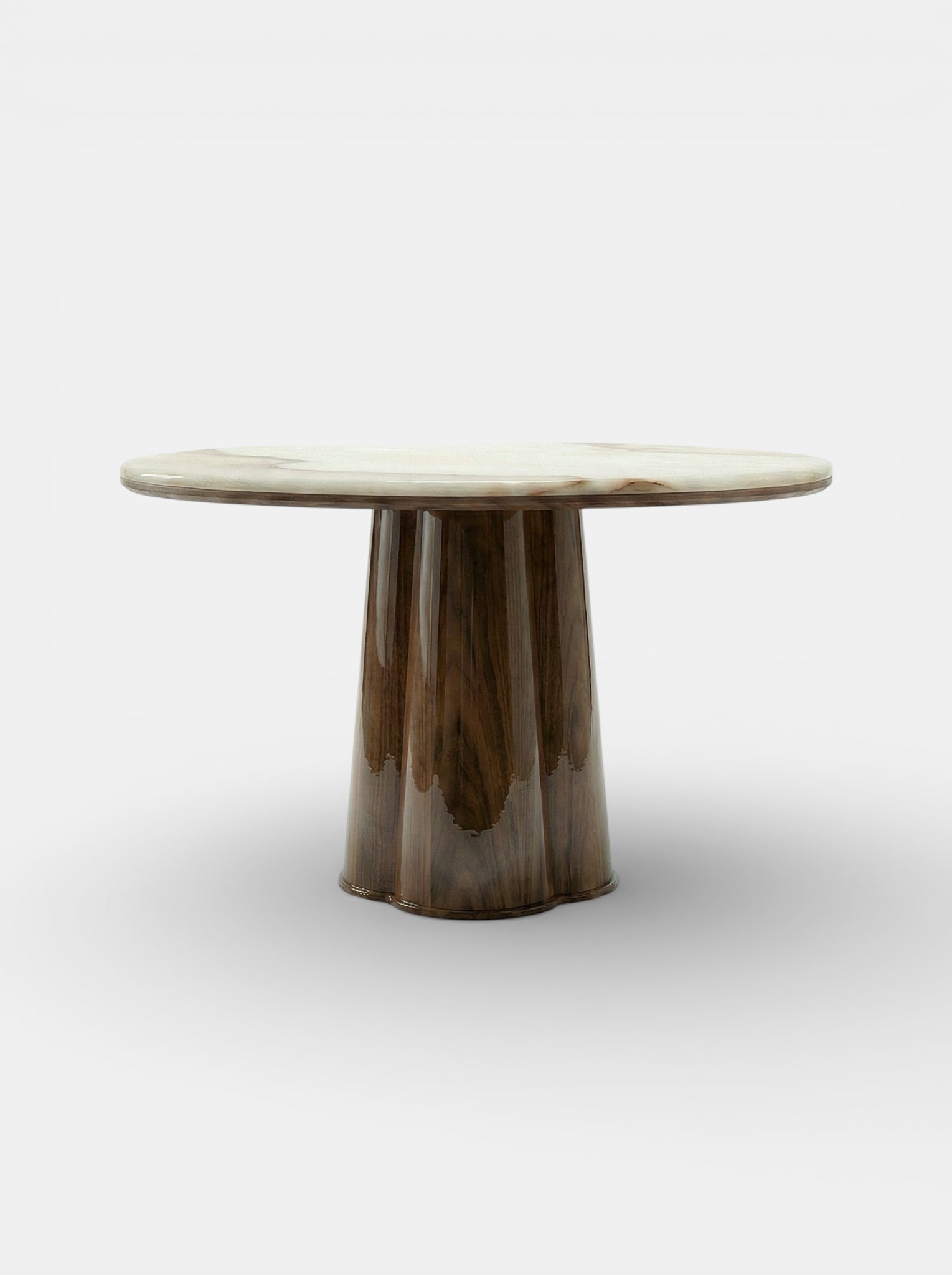 https://cdn.shopify.com/s/files/1/0971/2346/7599/files/poli_glossy_wood_and_vanilla_onyx._3_f67a0d78-e161-40f6-a0f2-897c19966681.jpg?v=1774437237