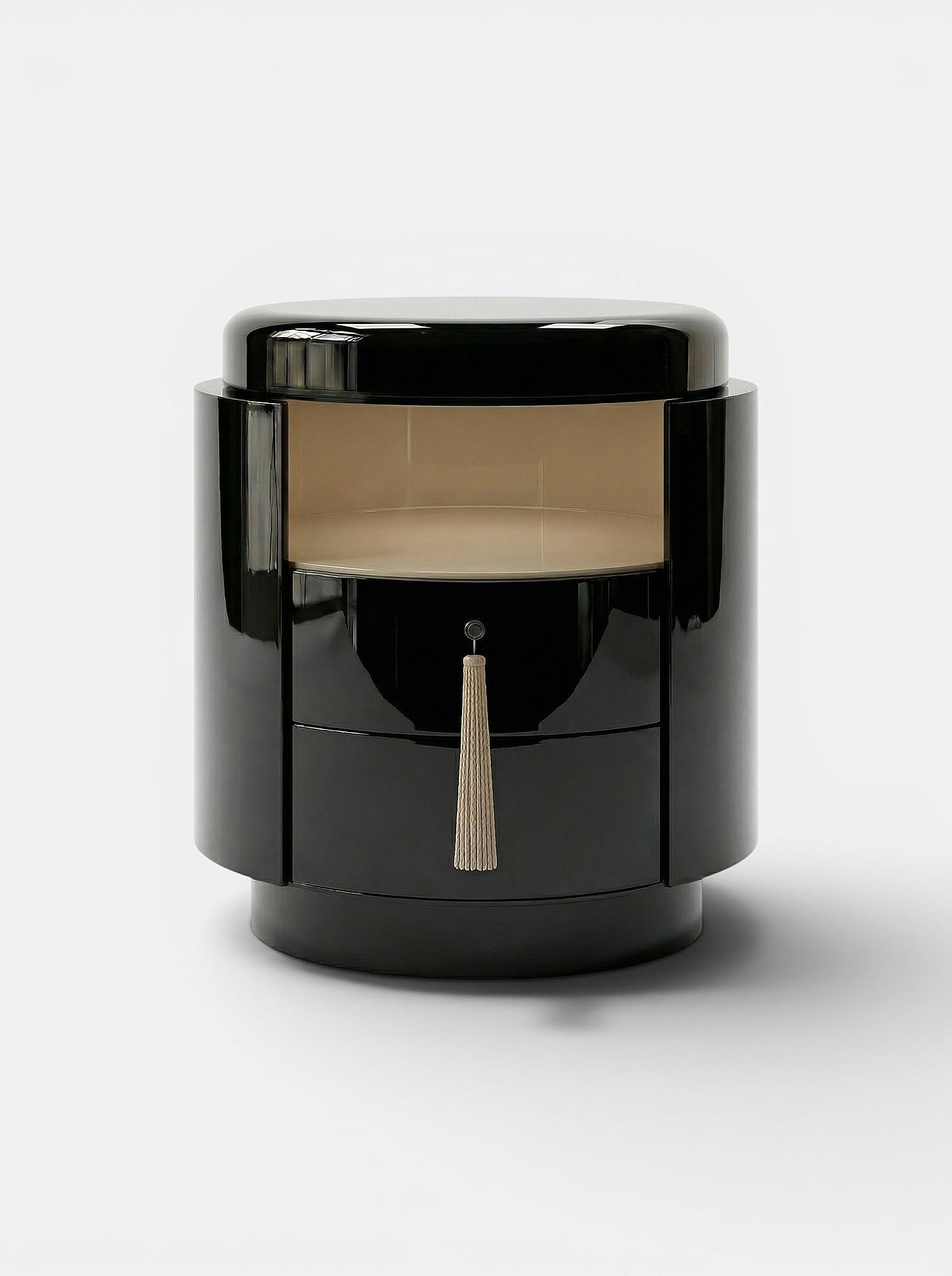 https://cdn.shopify.com/s/files/1/0971/2346/7599/files/pompon_black_marbera.jpg?v=1777038990