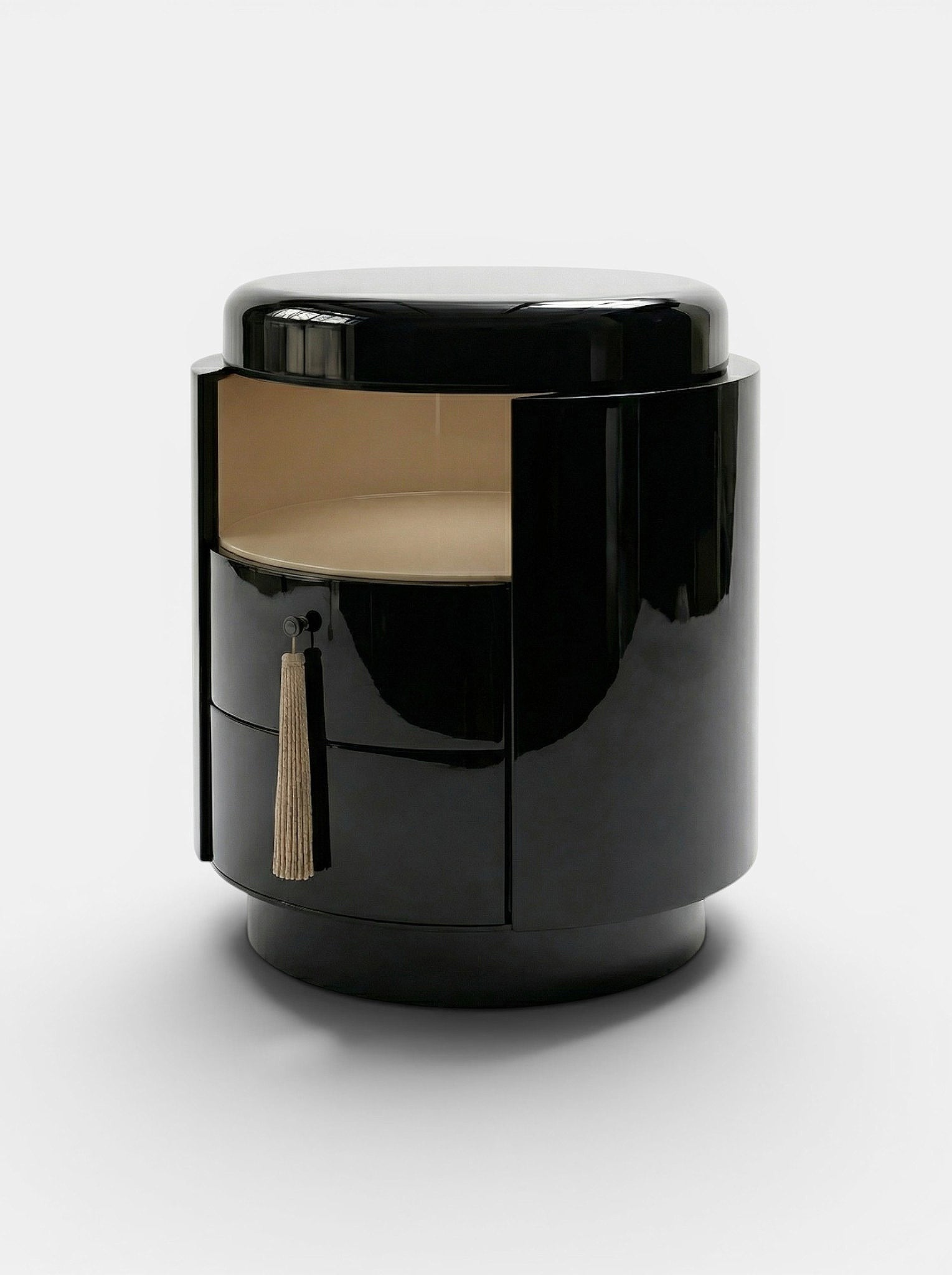 https://cdn.shopify.com/s/files/1/0971/2346/7599/files/pompon_black_marbera_3.jpg?v=1777038992