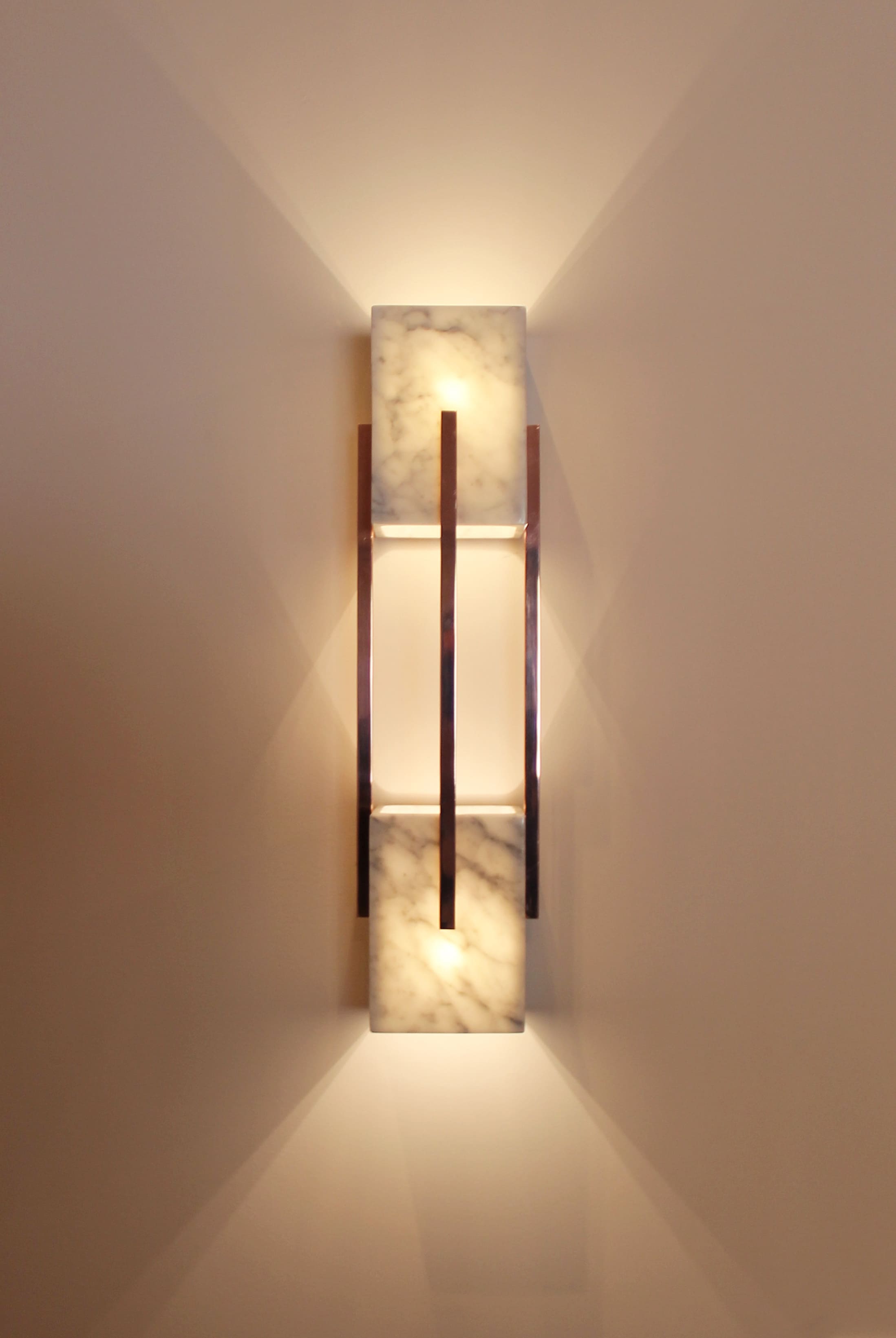 Sconce LOOSHAUS WALL LAMP INSIDHERLAND