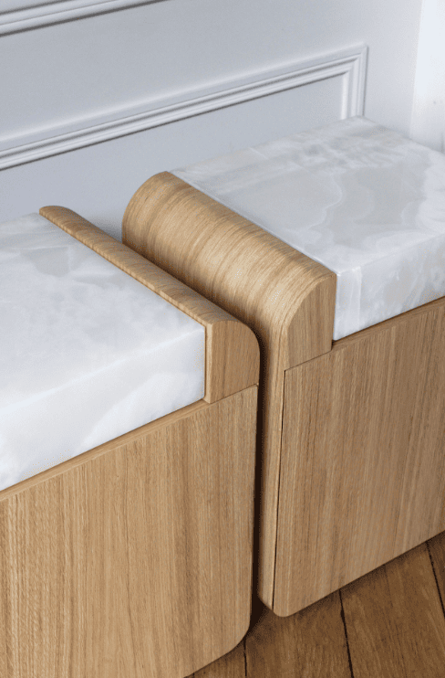Side Table AMO OAK & WHITE ONYX STORAGE TABLE MARBERA