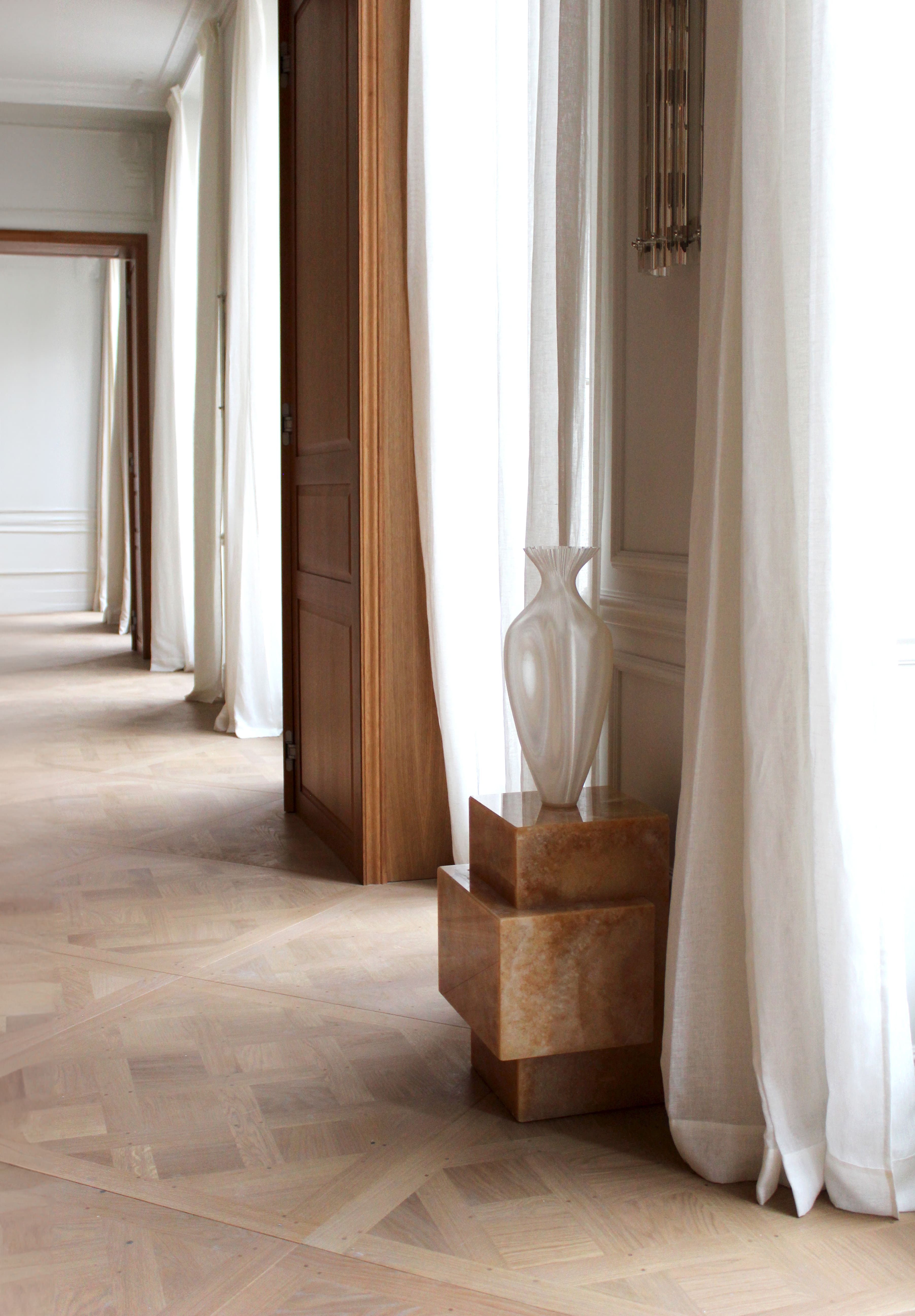 Side Table ELLA HONEY ONYX TABLE MARBERA