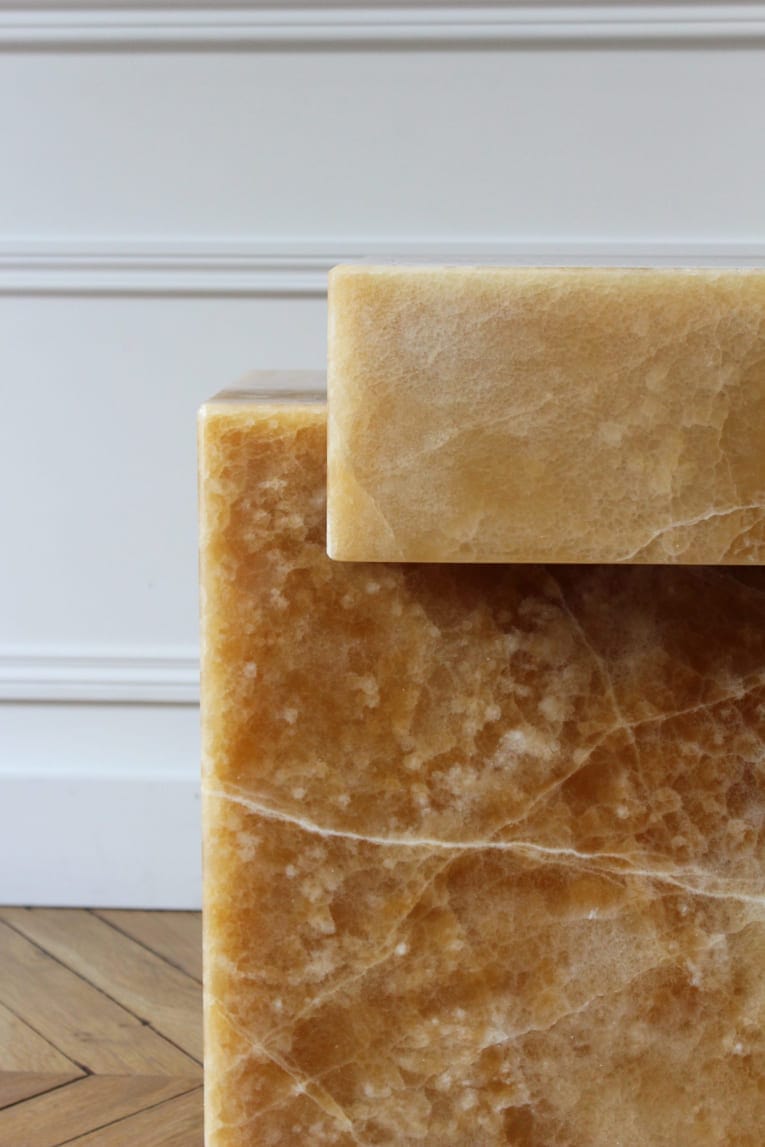 Side Table GAIA HONEY ONYX TABLE MARBERA