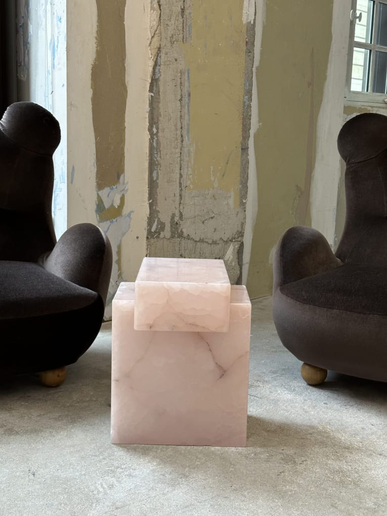 Side Table GAIA PINK ONYX TABLE MARBERA