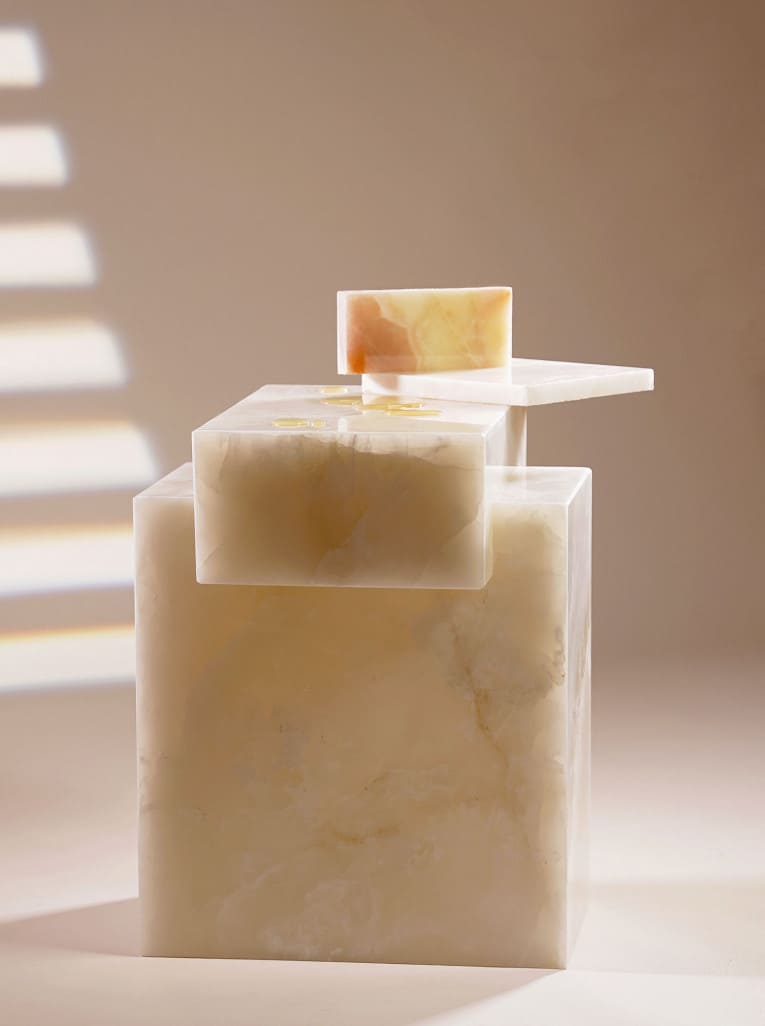 Side Table GAIA WHITE ONYX TABLE MARBERA