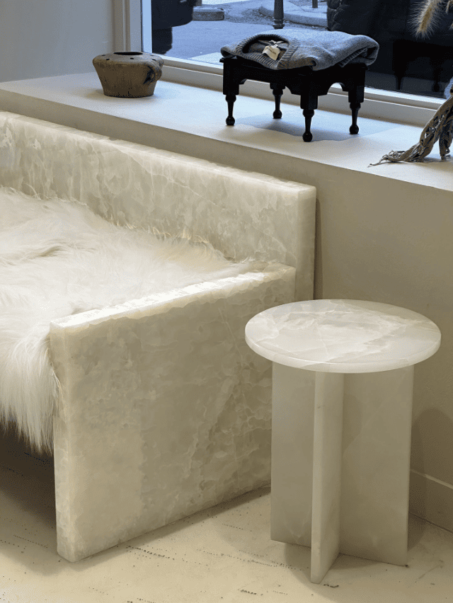 Side Table ROSIE WHITE ONYX TABLE MARBERA