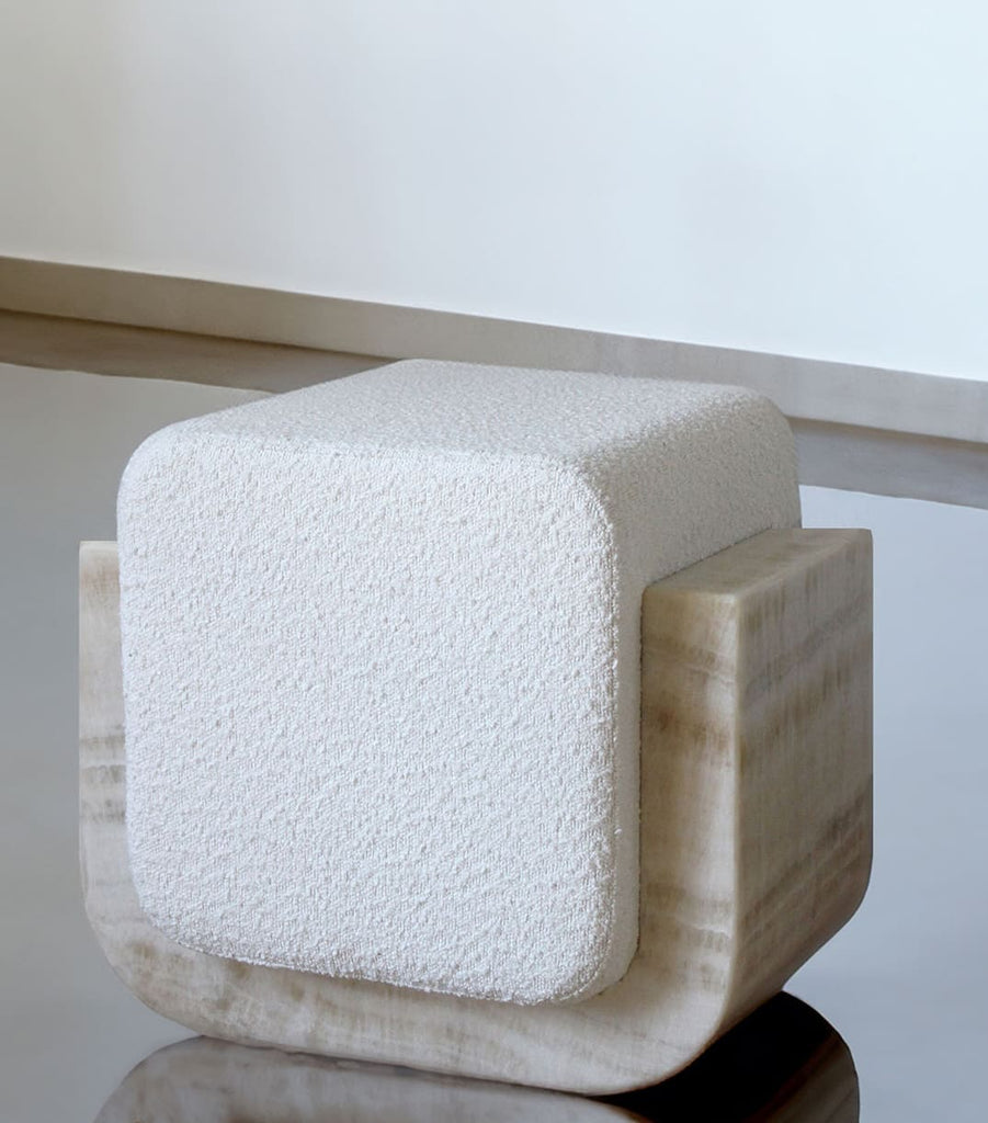 Stool IVORY ONYX OGGI STOOL MARBERA